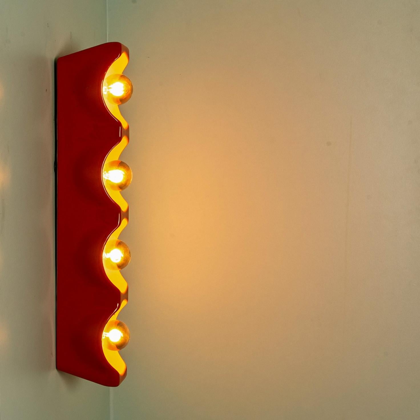 Céramique Applique OrangeTraffic de Leola, années 1960 en vente
