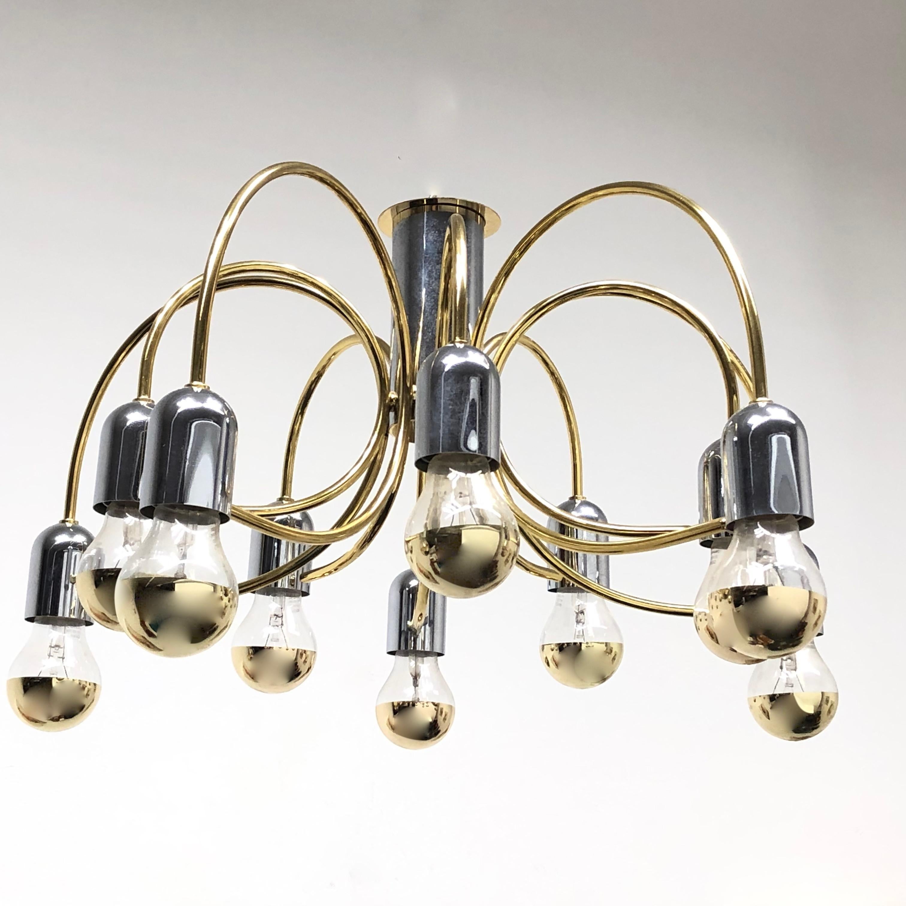 Cosack Leuchten Modernist Sputnik Brass and Chrome 10-Light Flush Mount, 1970s For Sale 2