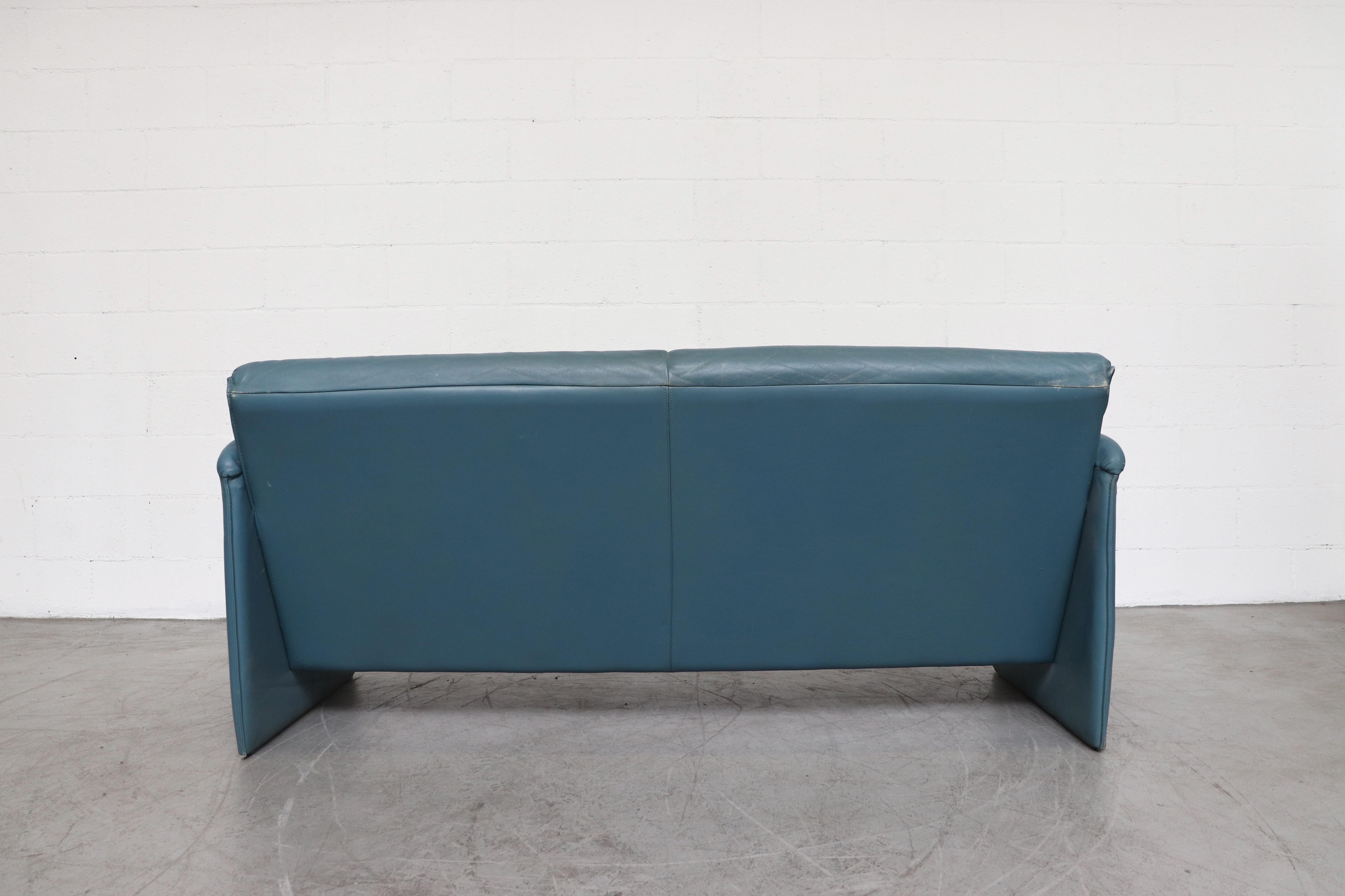 Leolux Blue Leather 'Bora Bora' Sofa In Good Condition In Los Angeles, CA