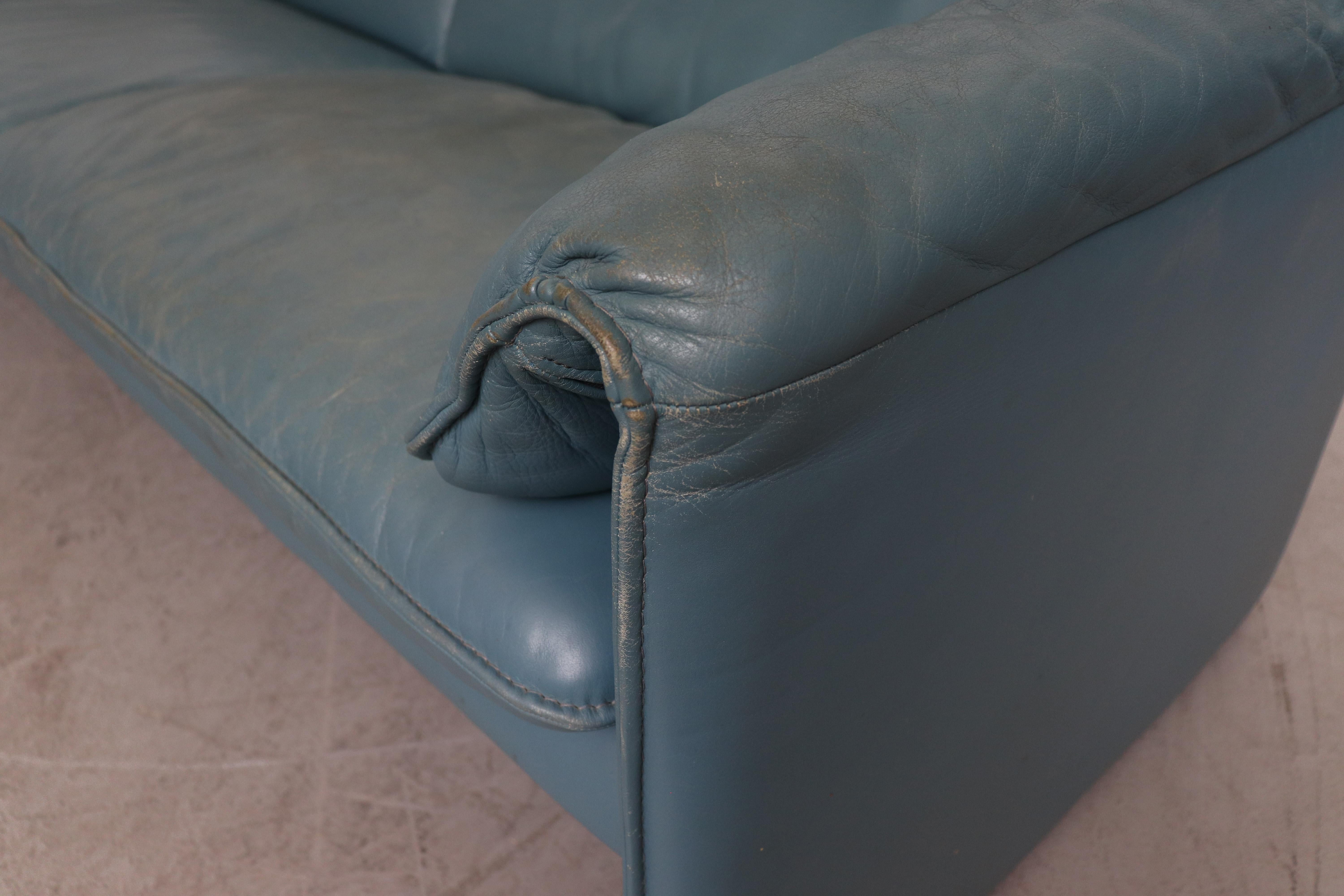 Leolux Blue Leather 'Bora Bora' Sofa 3