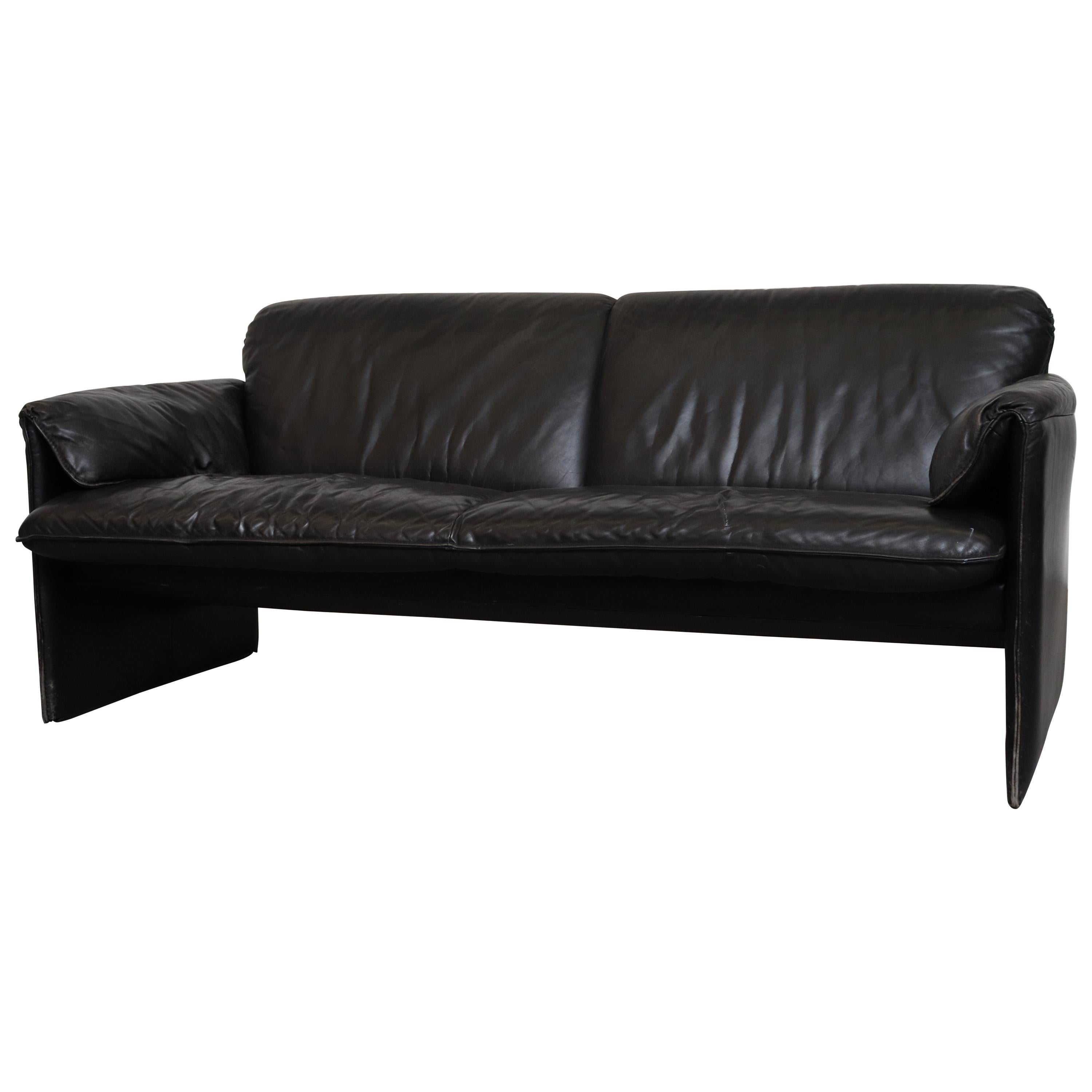 Leolux 'Bora Bora' Black Leather Loveseat