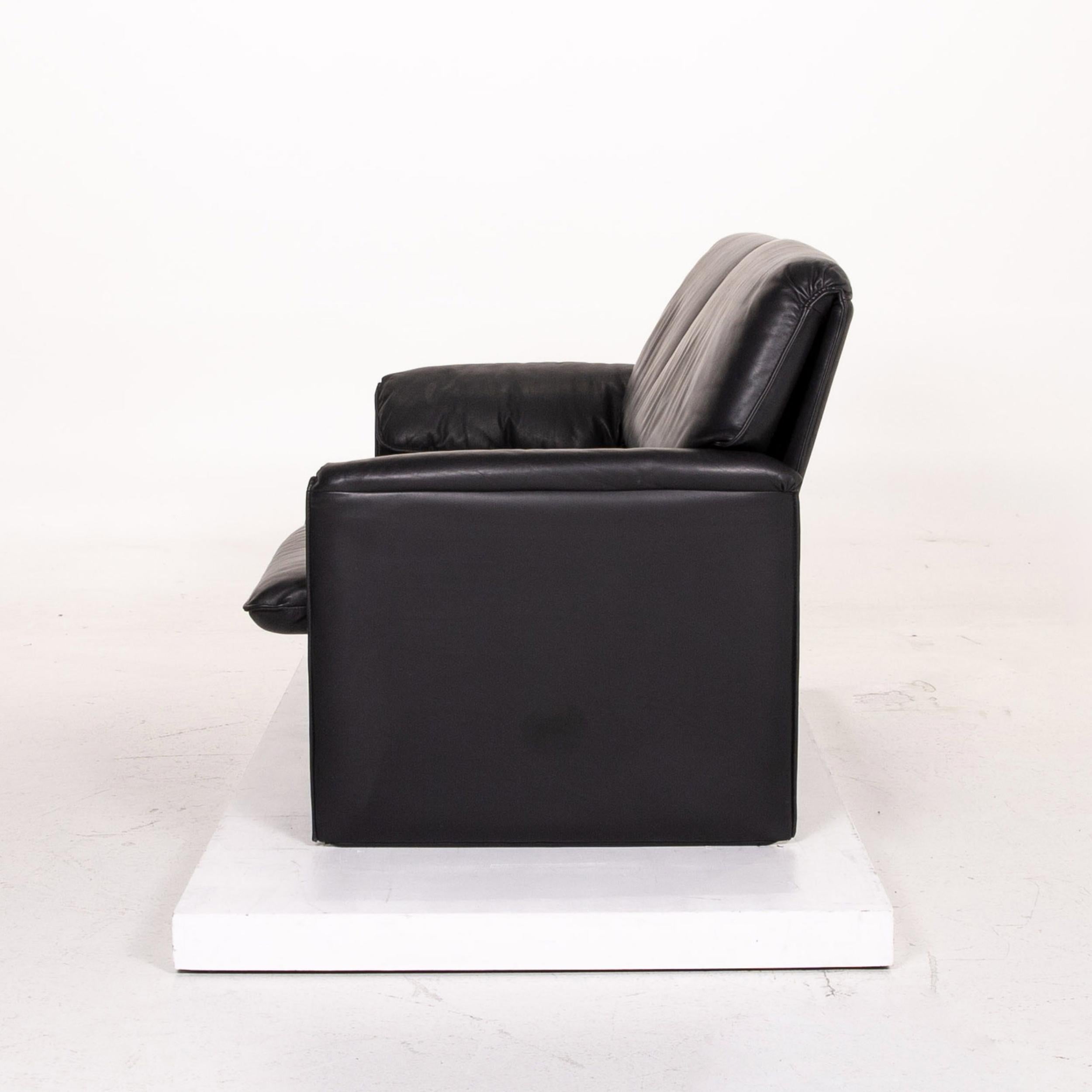 Leolux Bora Leather Sofa Black Two-Seat Couch For Sale 3