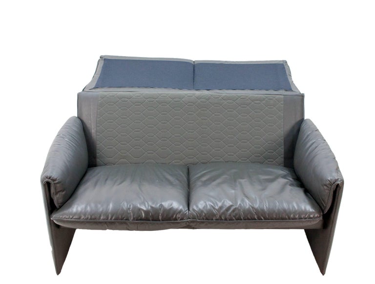 Leolux Bora Loveseat in Anthracite Leather at 1stDibs