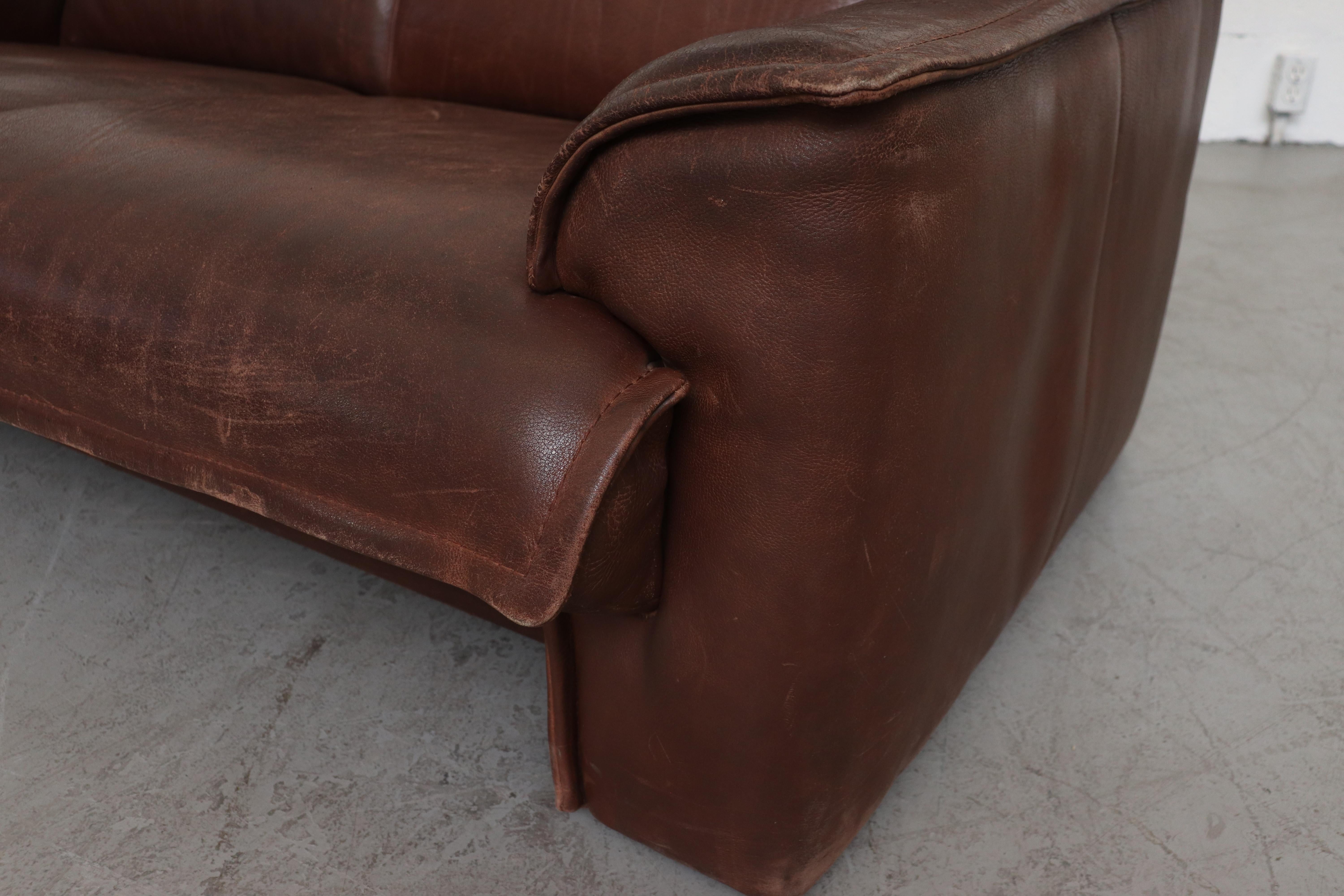 Leolux Buffalo Leather Love Seat 4