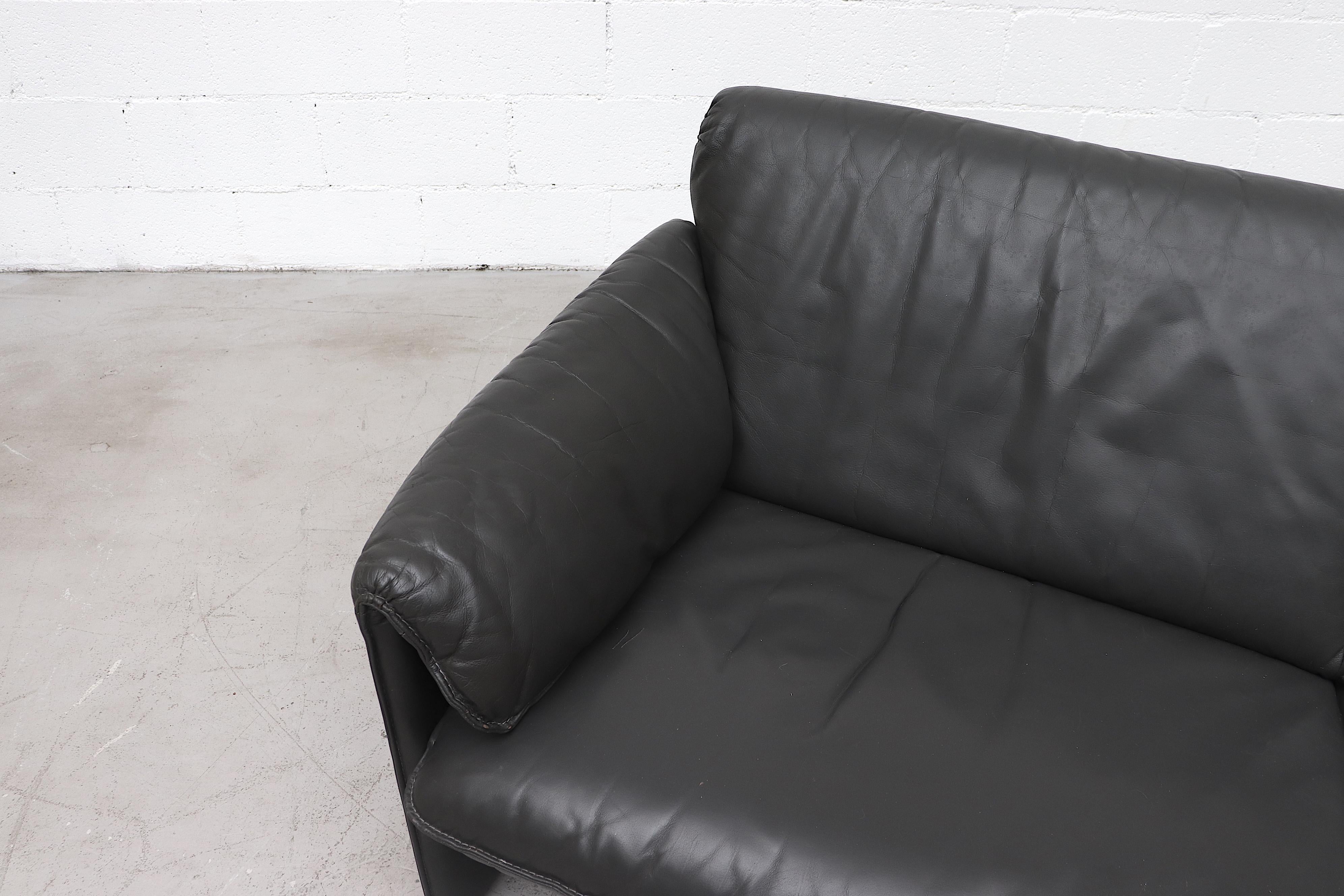 Leolux Charcoal Leather 'Bora Bora' Sofa 1