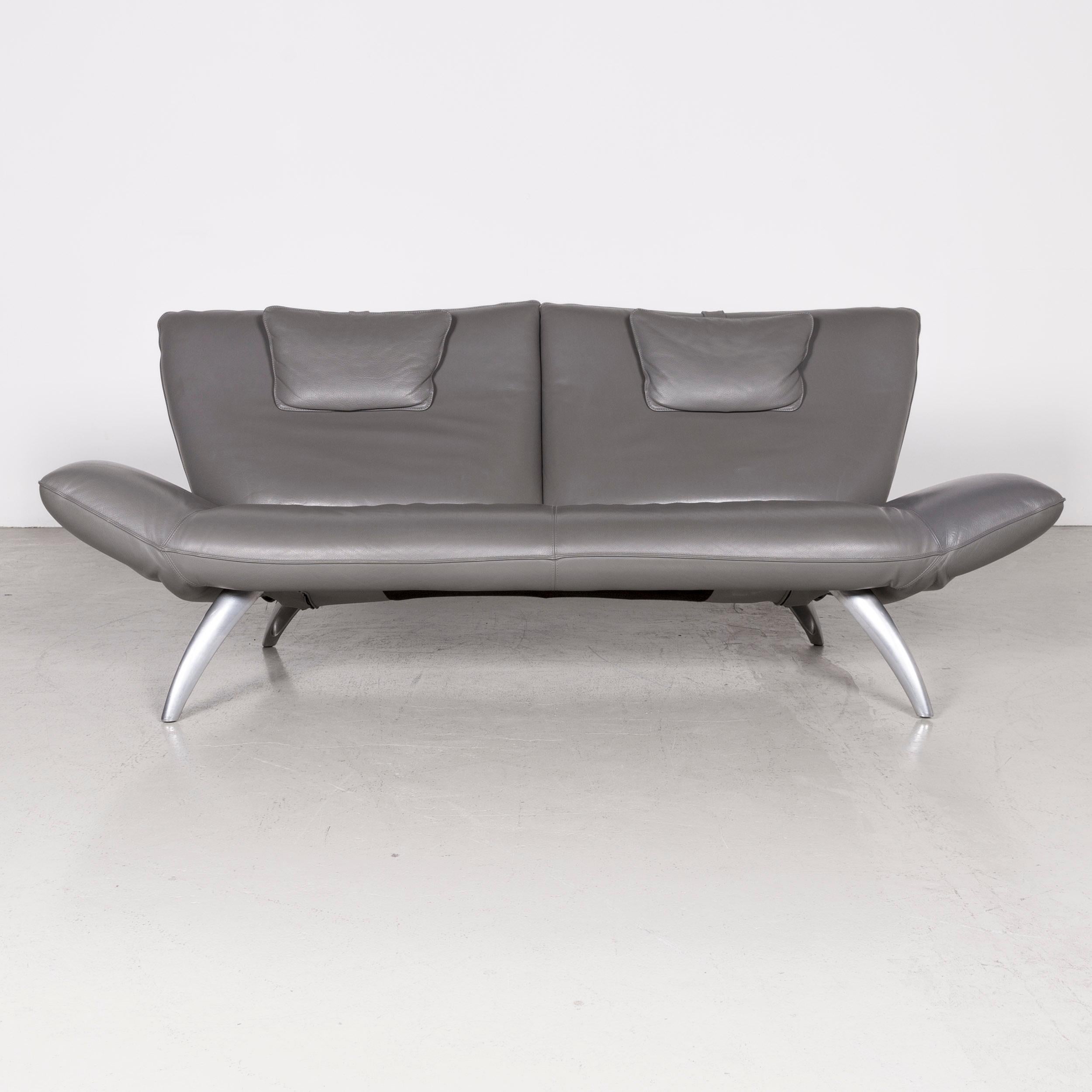 Leolux Designer Leather Sofa Grey Three-Seat Couch In Good Condition For Sale In Cologne, DE