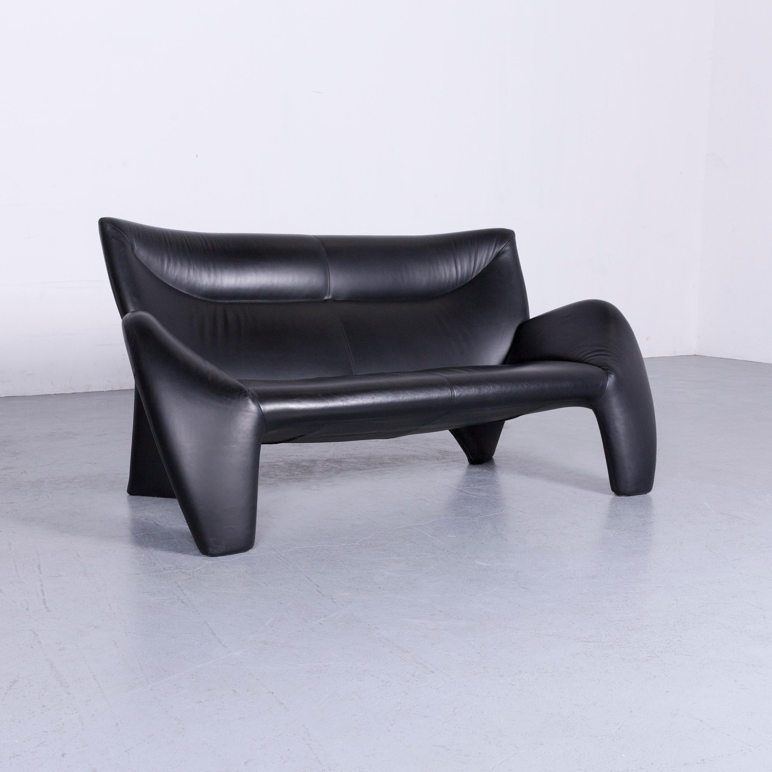 Black colored original Leolux Echnaton designer leather sofa, in a minimalistic and modern design, made for pure comfort and style.