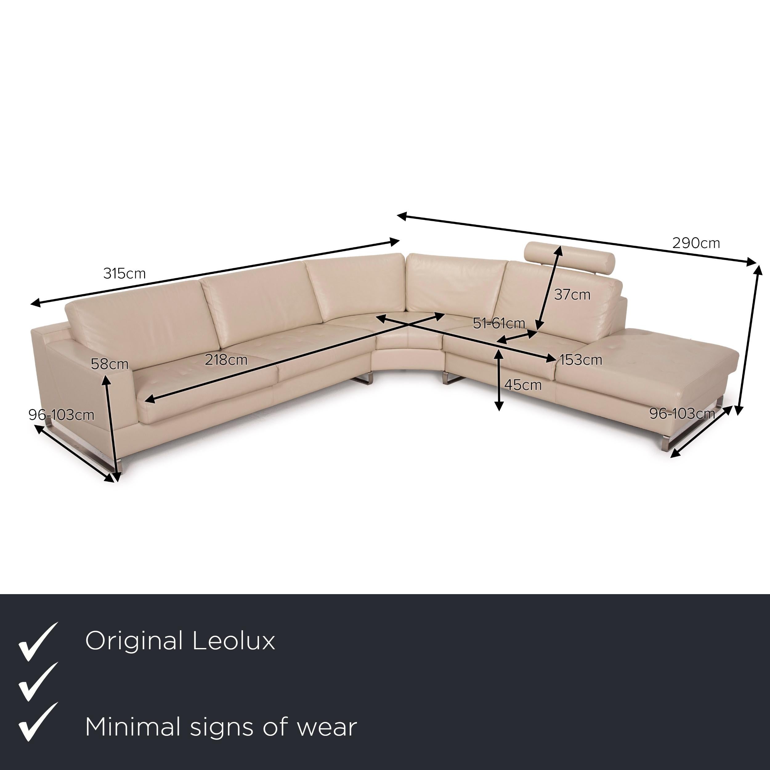 We present to you a Leolux leather sofa cream corner sofa function.


 Product measurements in centimeters:
 

Depth: 96
Width: 315
Height: 77
Seat height: 45
Rest height: 58
Seat depth: 51
Seat width: 218
Back height: 37.
 