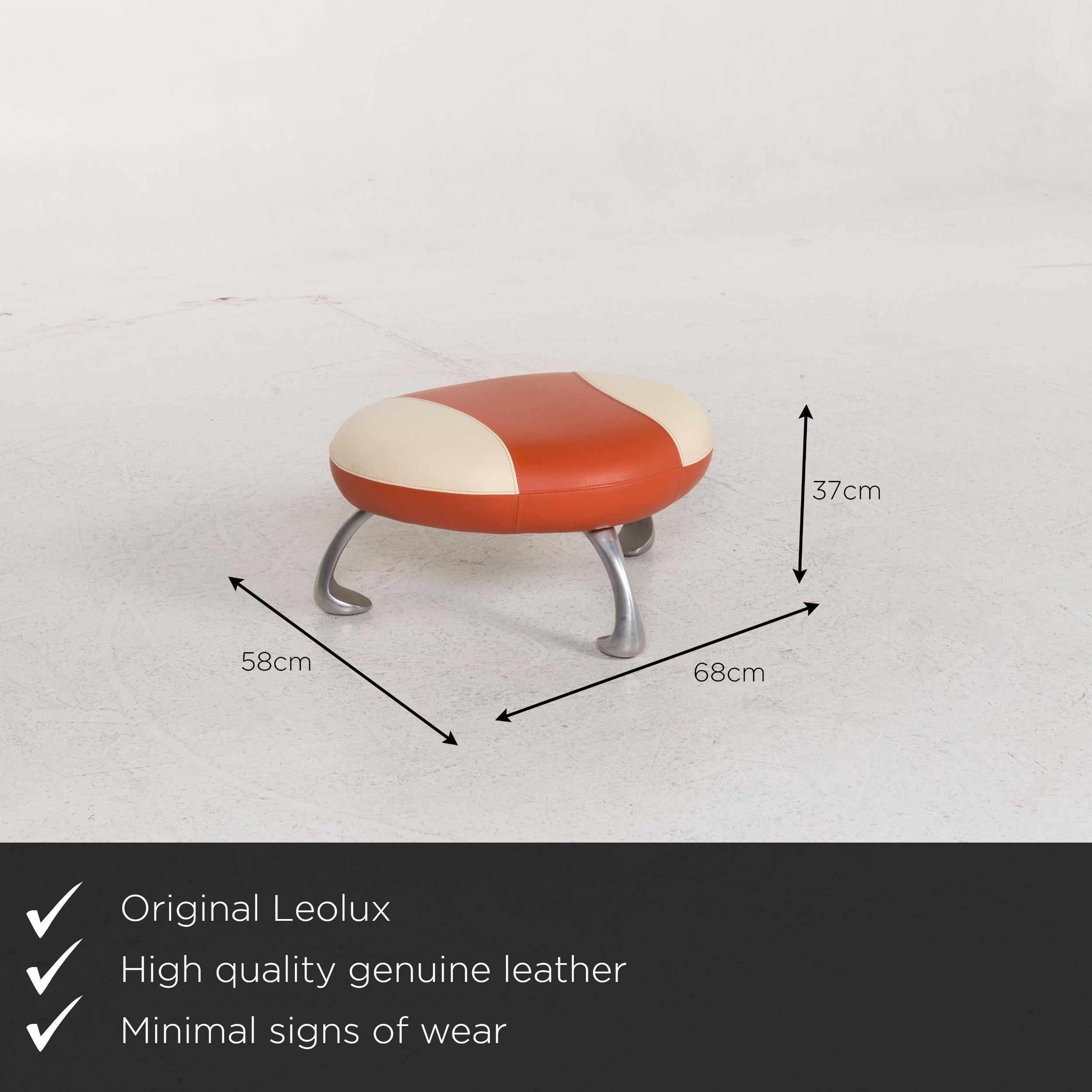 We bring to you a Leolux leather stool orange.

 

 Product measurements in centimeters:
 

 Depth 58
 Width 68
 Height 37.




  