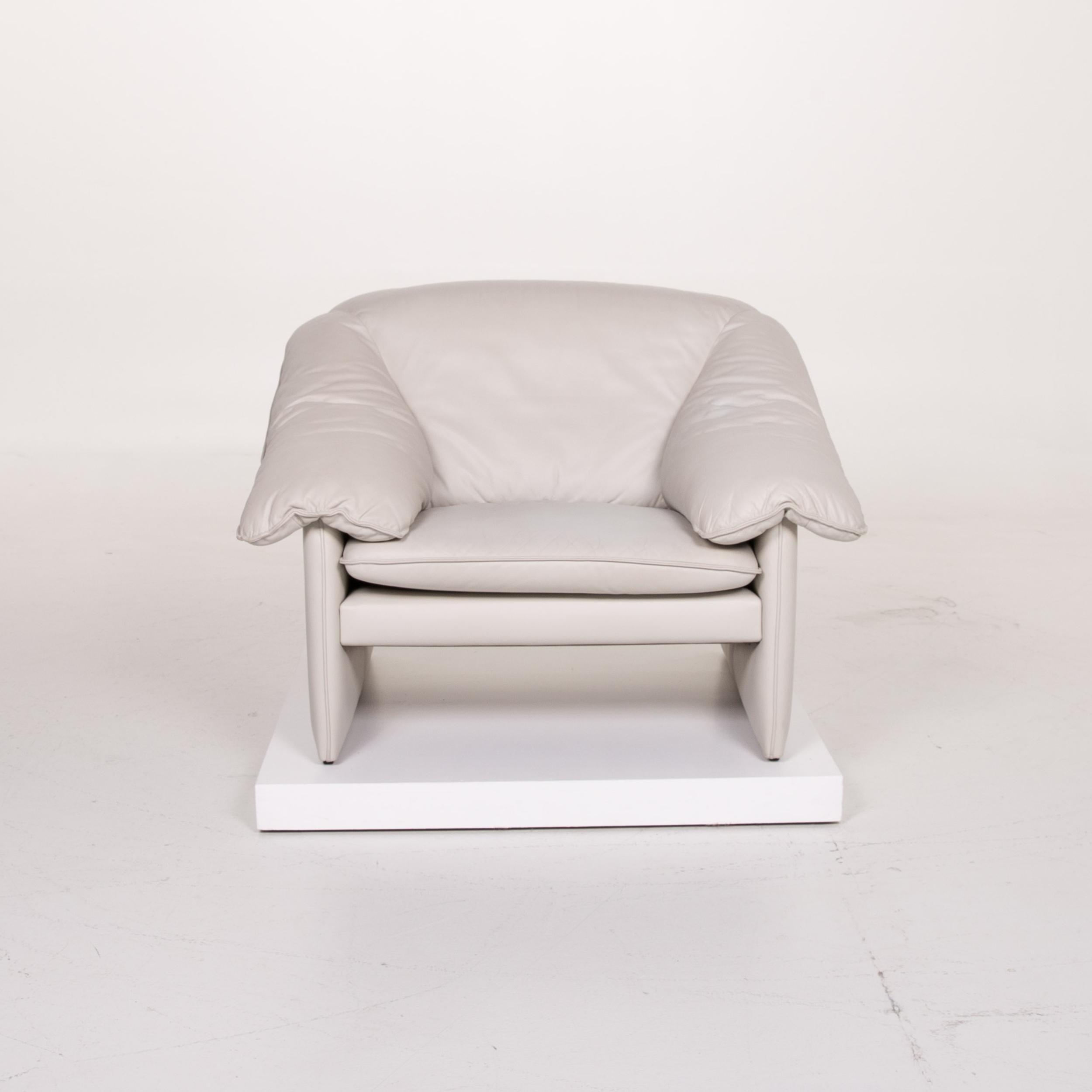 Leolux Mellow-Mink Leather Armchair Gray In Good Condition For Sale In Cologne, DE