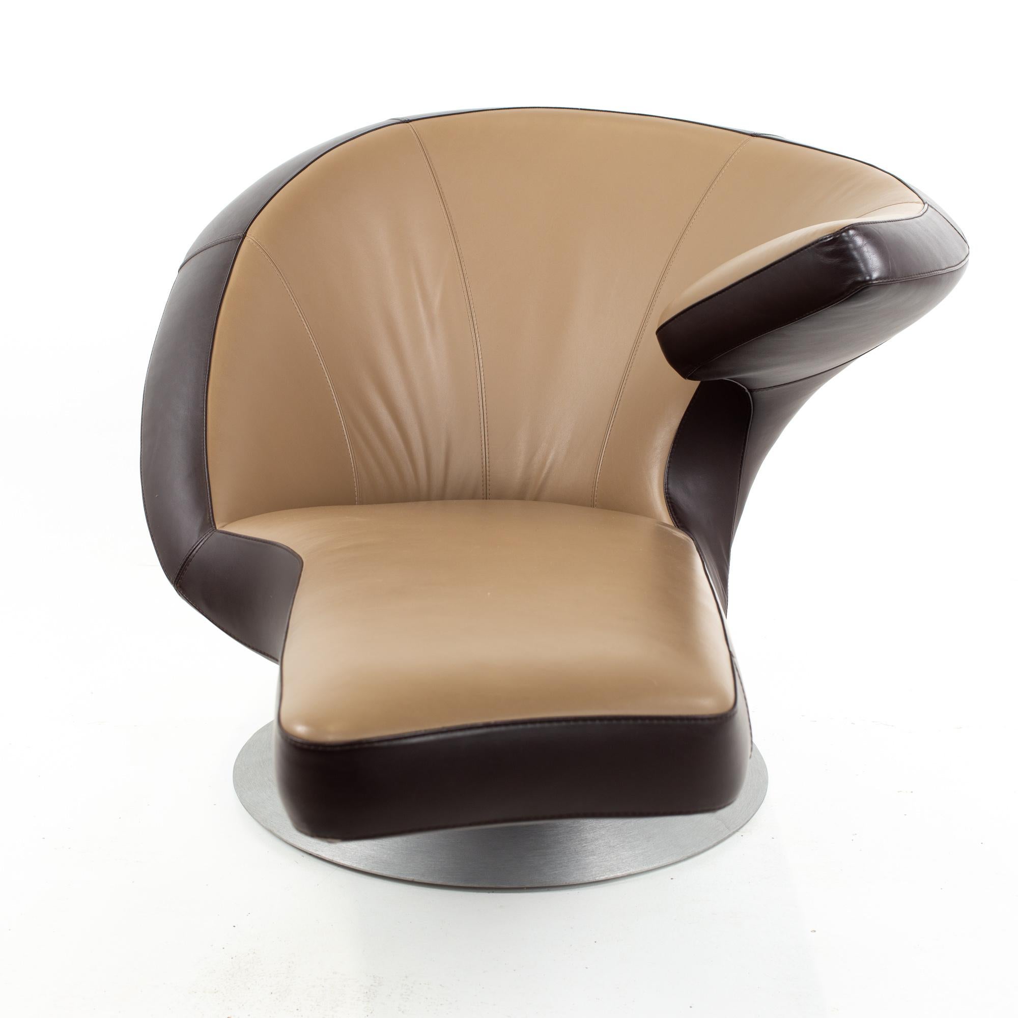 Leolux Leather Swivel Chaise Lounge Chairs, Pair 5