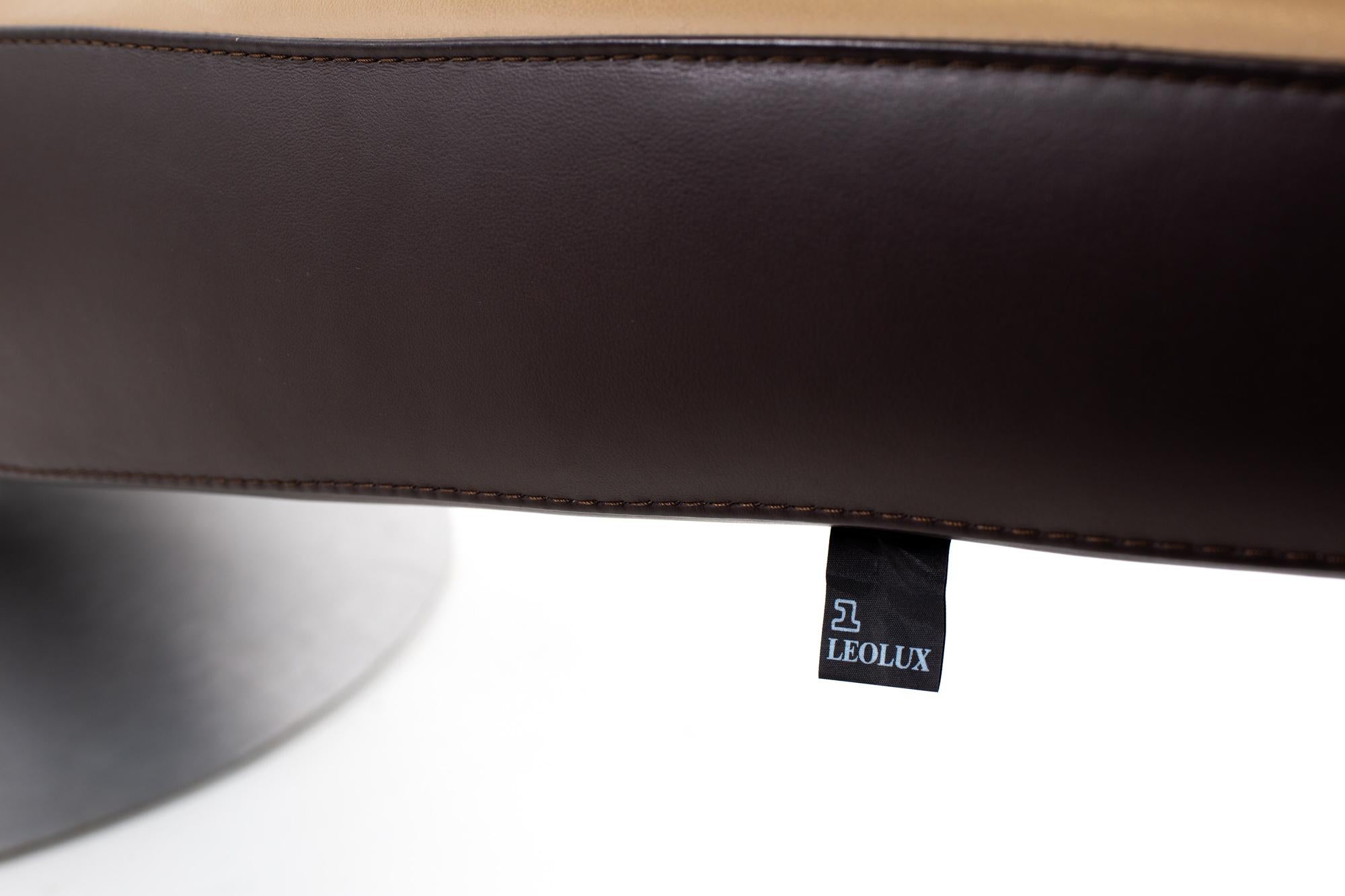 Leolux Leather Swivel Chaise Lounge Chairs, Pair 7