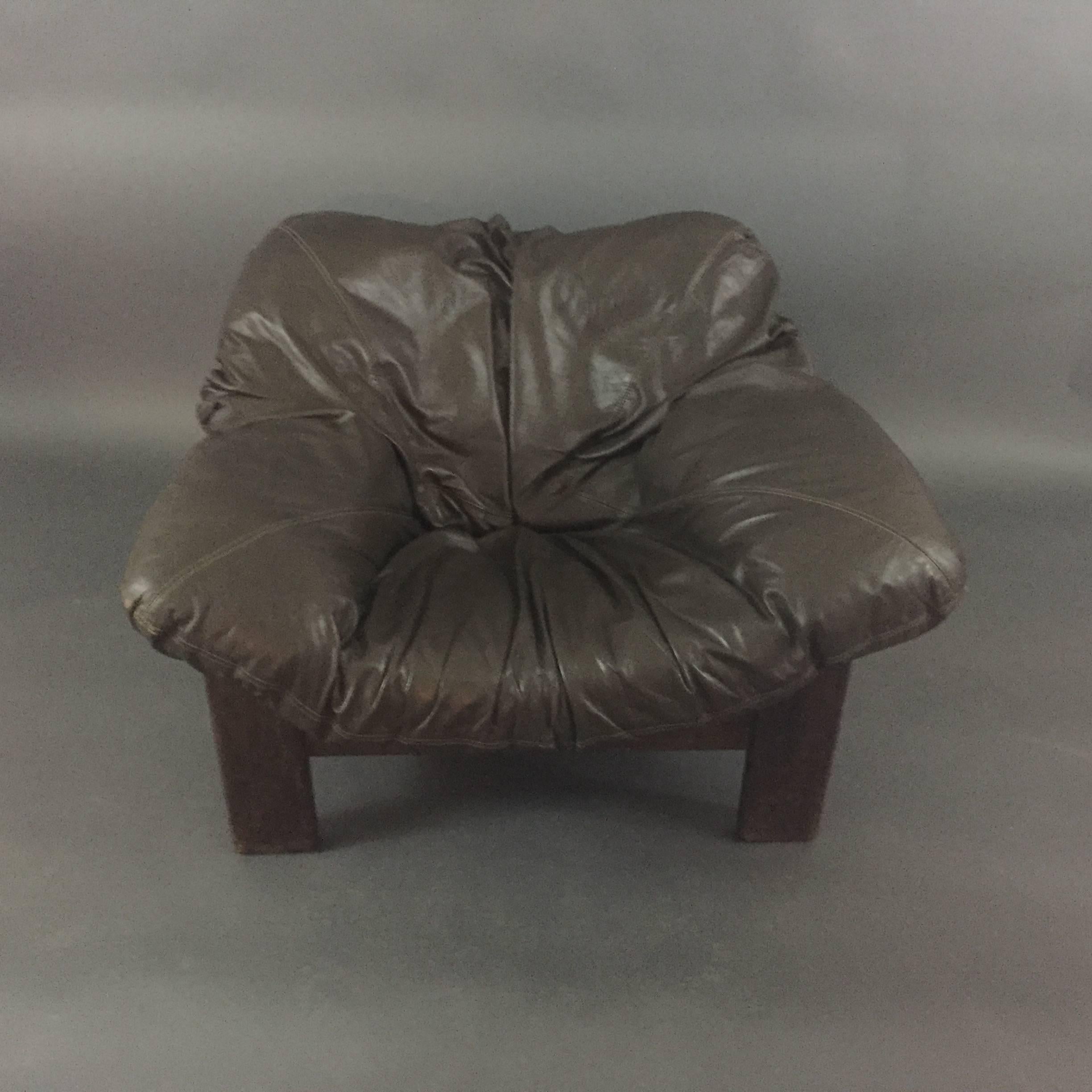 Leolux Netherlands Leather Glove Lounge Chair, 1970s In Good Condition For Sale In Hudson, NY
