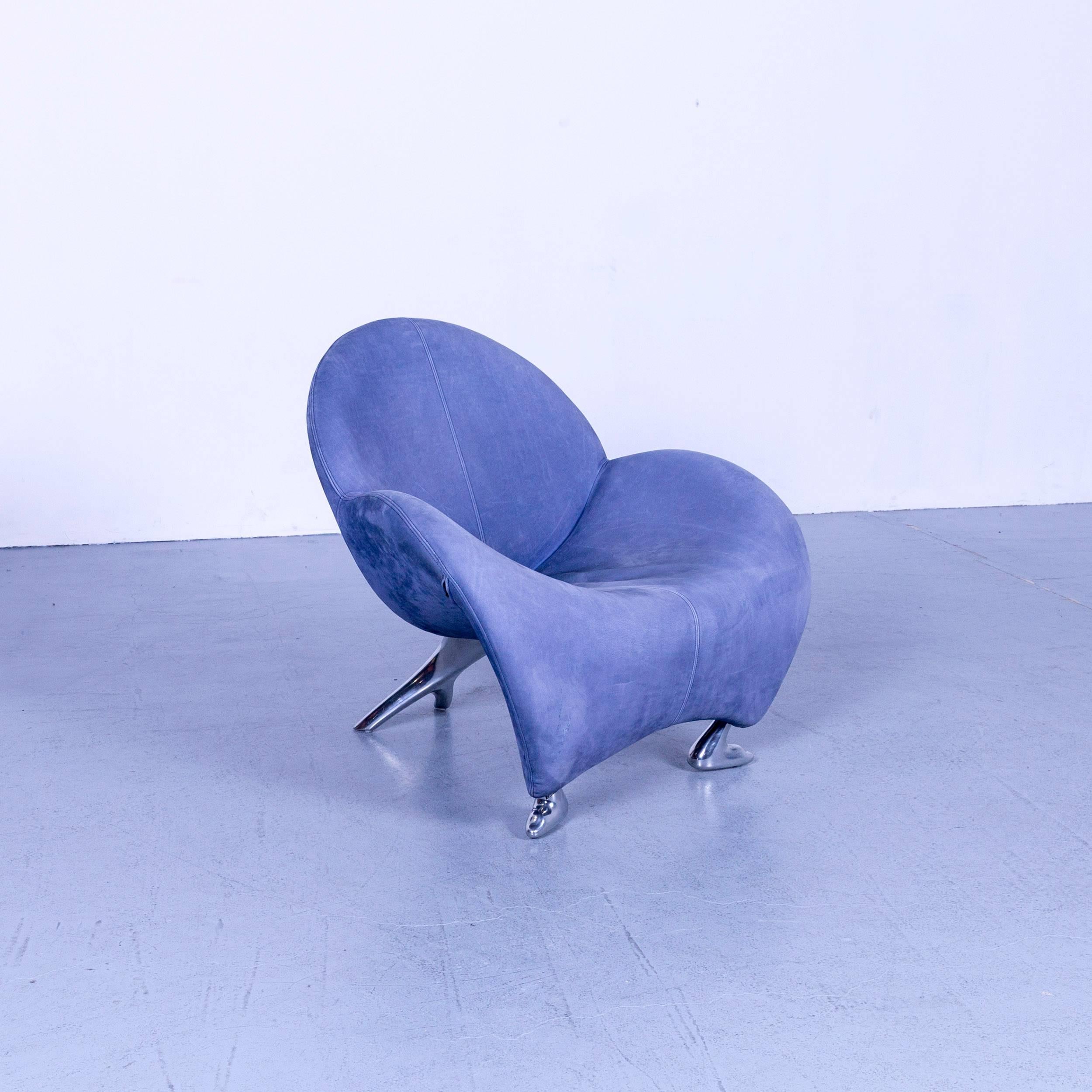 We offer delivery options to most destinations on earth. Find our shipping quotes at the bottom of this page in the shipping section.

An Leolux Papageno Armchair Blue One-Seater Couch Modern

Shipping:

An on point shipping process is our priority.