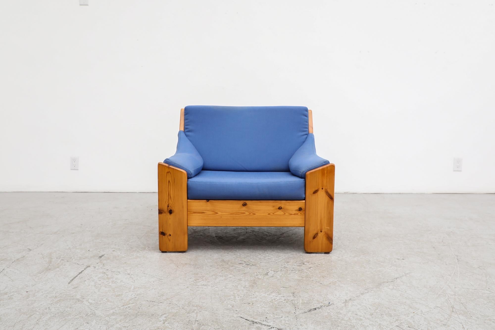 Dutch, Mid Century, Leolux lounge chair with original blue cushions and solid pine frame. In original condition with visible wear consistent with its age and use. Matching loveseats available (LU922432259522) as well as a matching pine coffee table