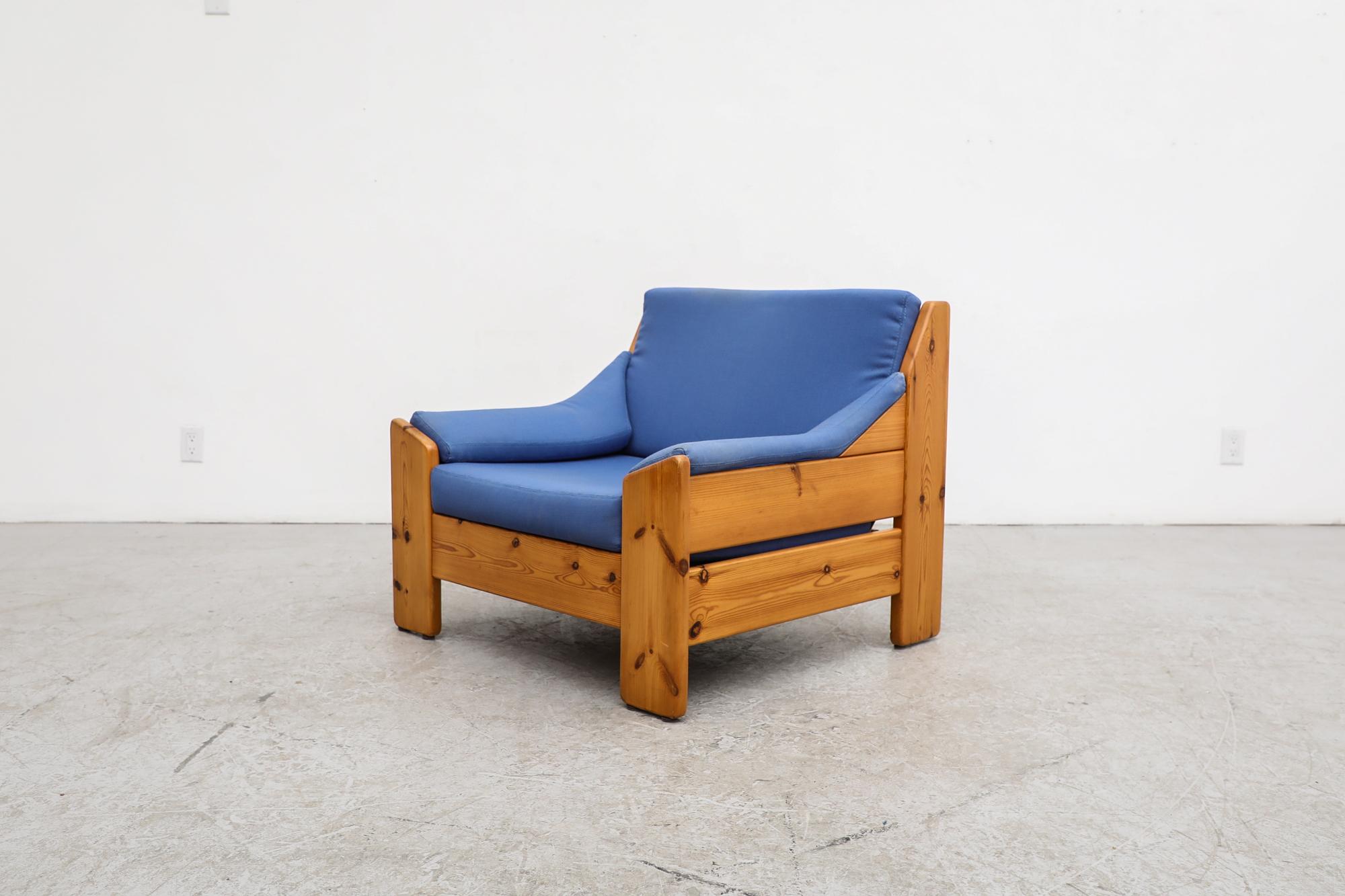 Mid-Century Modern Leolux Pine Lounge Chair with Original Blue Cushions