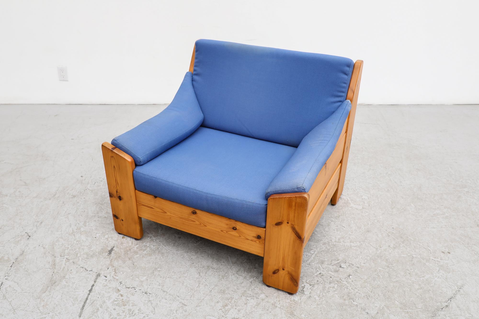 Leolux Pine Lounge Chair with Original Blue Cushions 3