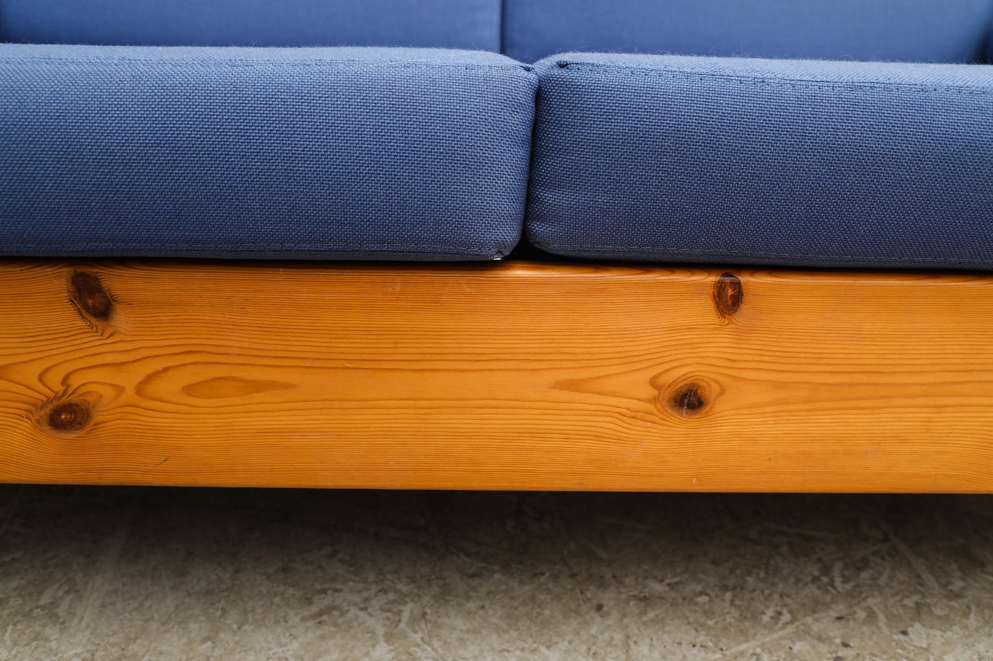 Leolux Pine Loveseat with Original Blue Cushions 5