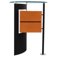 Leolux  Table d'appoint post-moderne des années 1980, Pays-Bas 