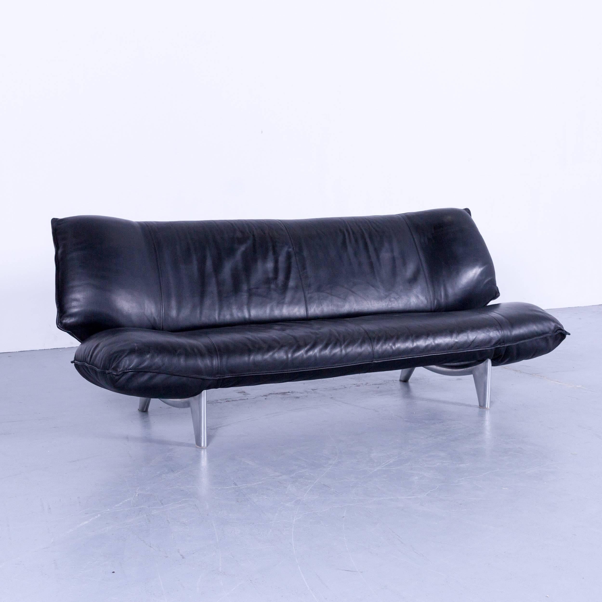 Leolux Tango designer leather sofa black three-seat couch function metal, with convenient functions, made for pure comfort and flexibility.