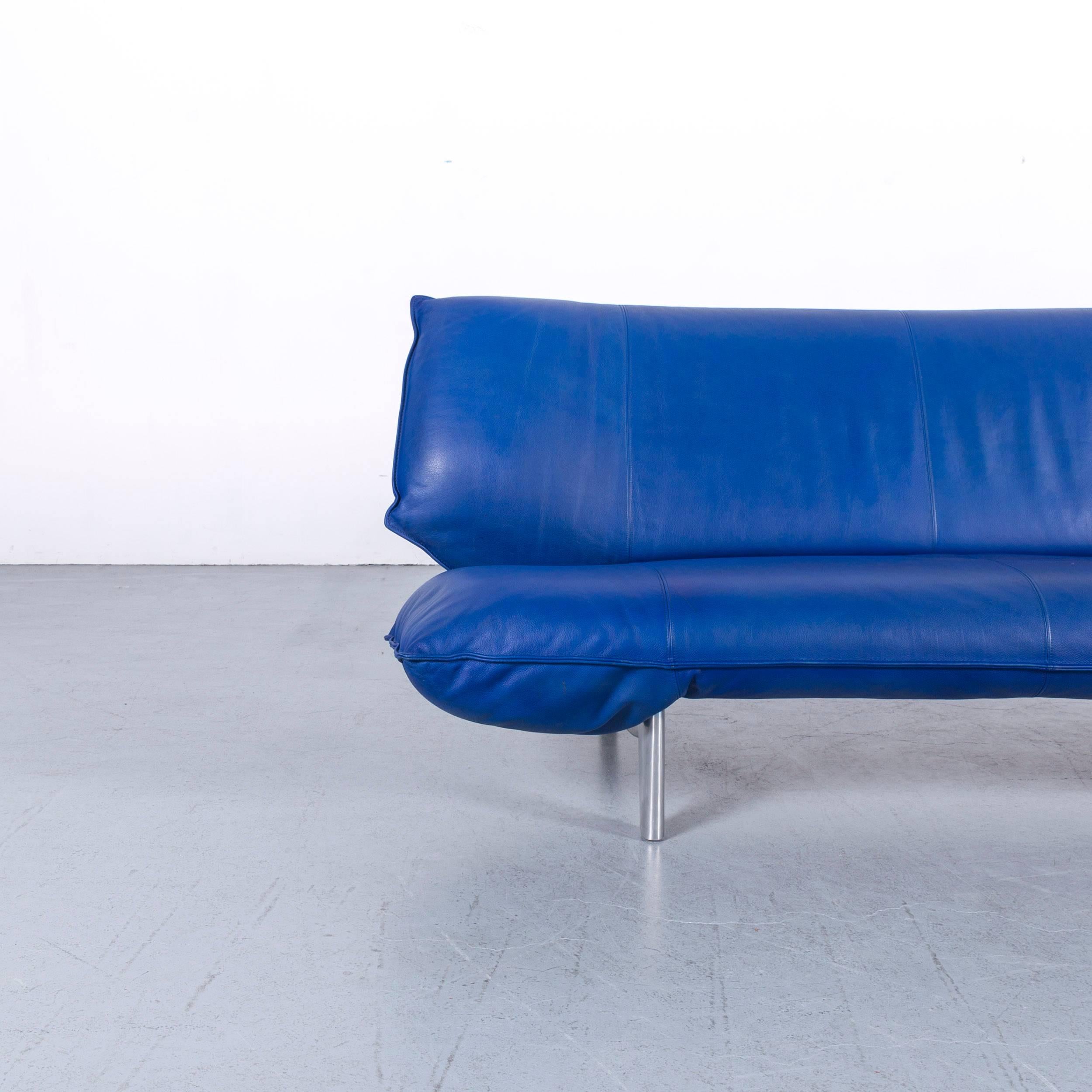 Leolux Tango Designer Sofa Leather Blue Two-Seat Couch Modern In Good Condition For Sale In Cologne, DE