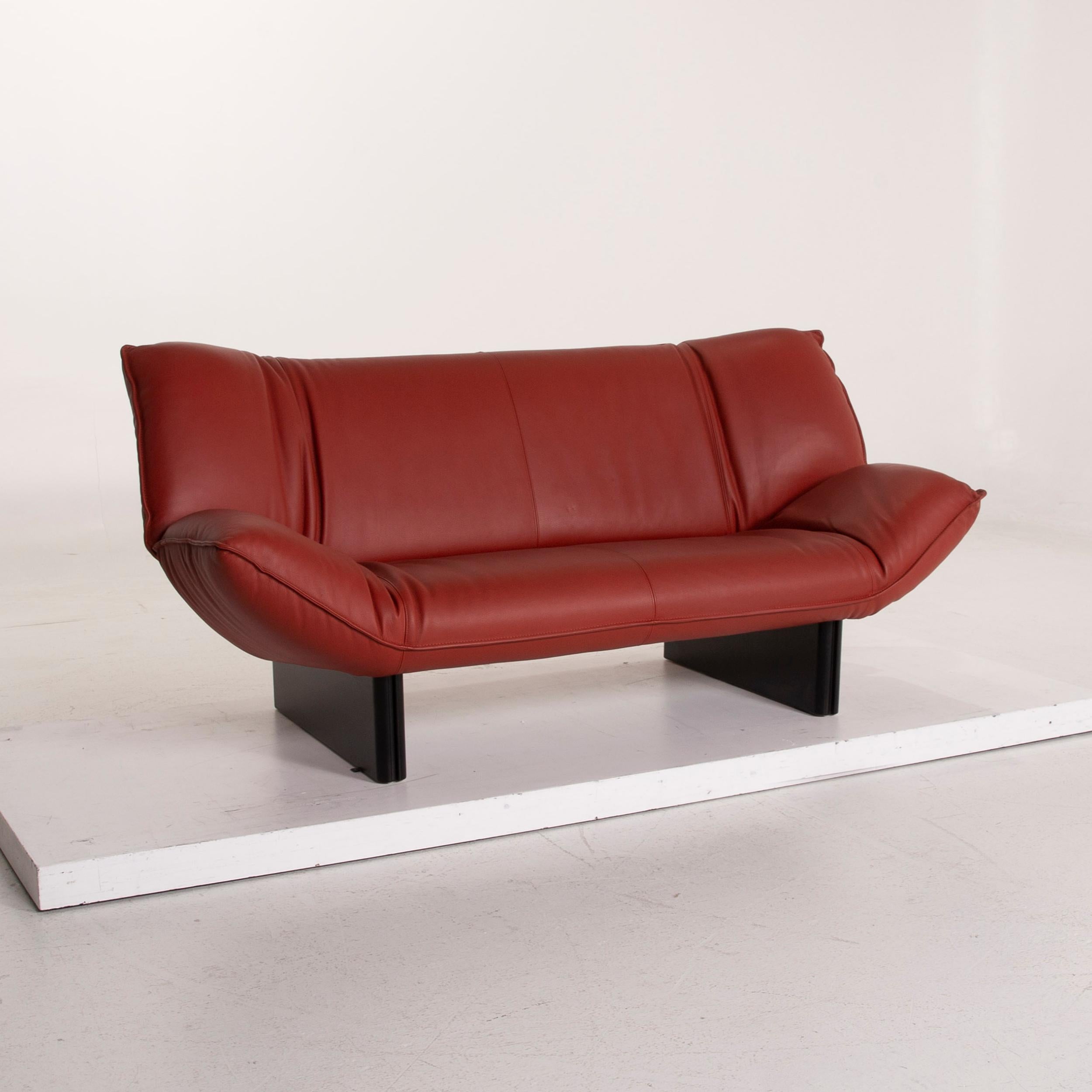 Dutch Leolux Tango Leather Sofa Dark Red Three-Seat For Sale