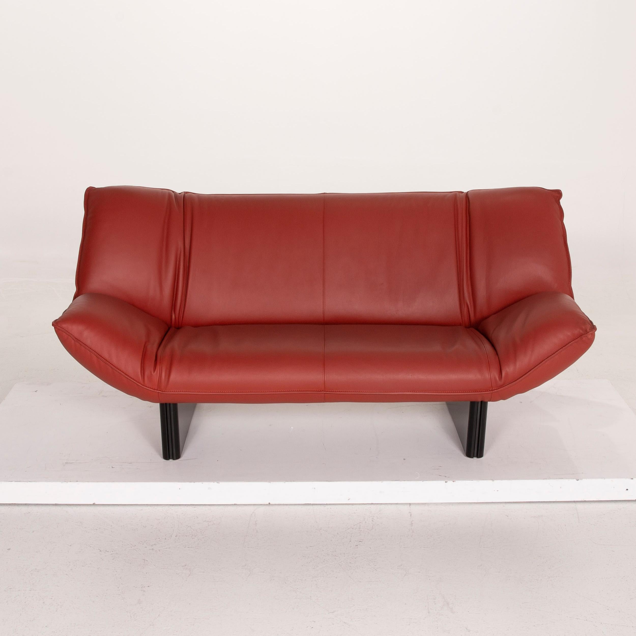Contemporary Leolux Tango Leather Sofa Dark Red Three-Seat For Sale