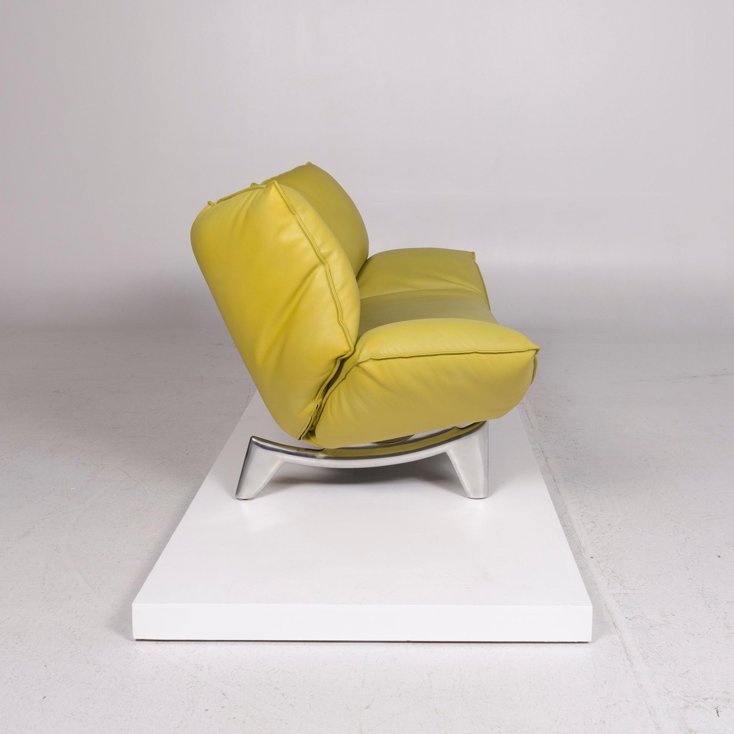 Leolux Tango Leather Sofa Green Lime Green Three-Seat Function Couch In Good Condition In Cologne, DE