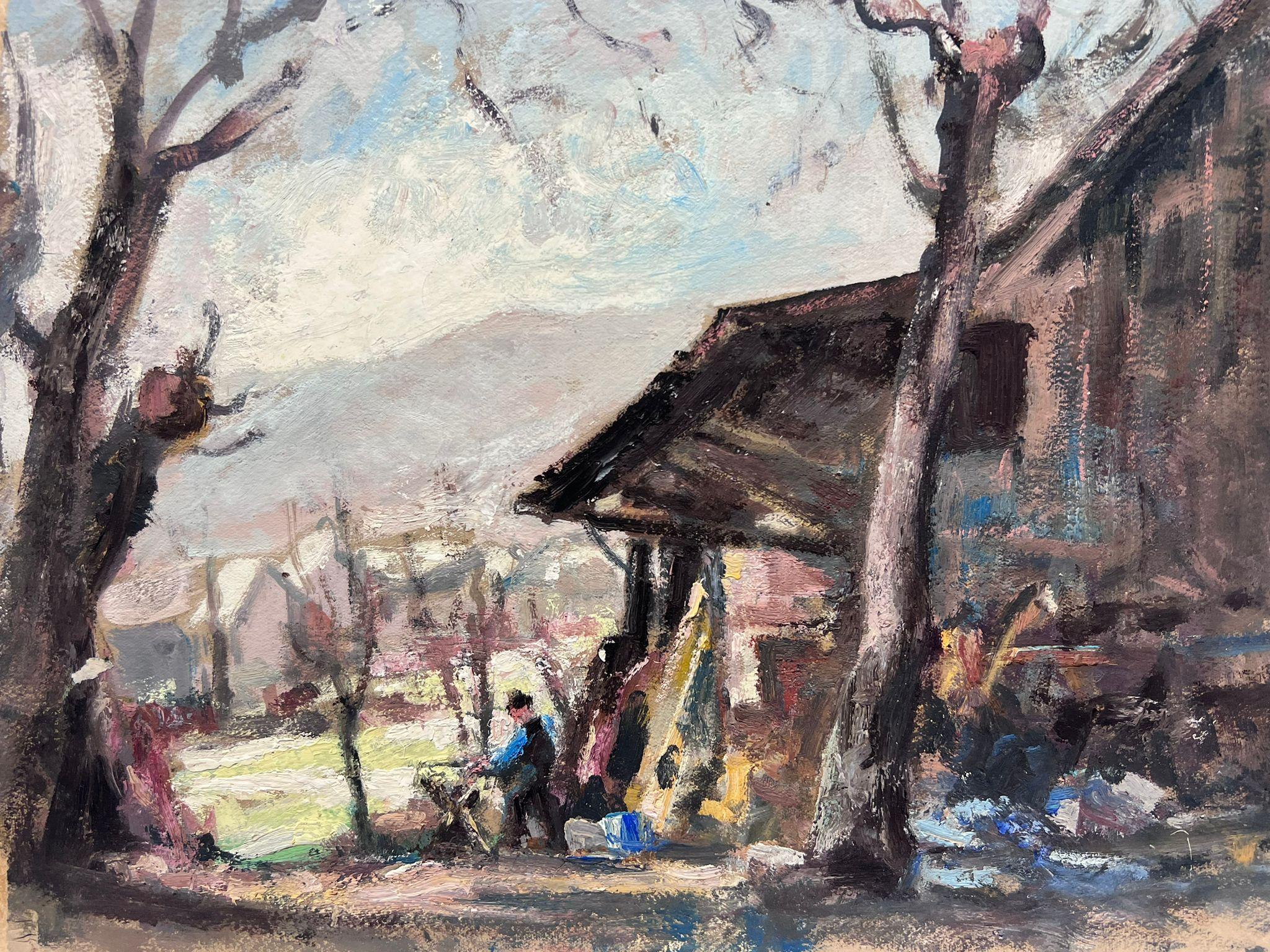 Peinture à l'huile française vintage - Figure en train de choisir du bois dans une cabane dans les montagnes - Painting de Leon Hatot