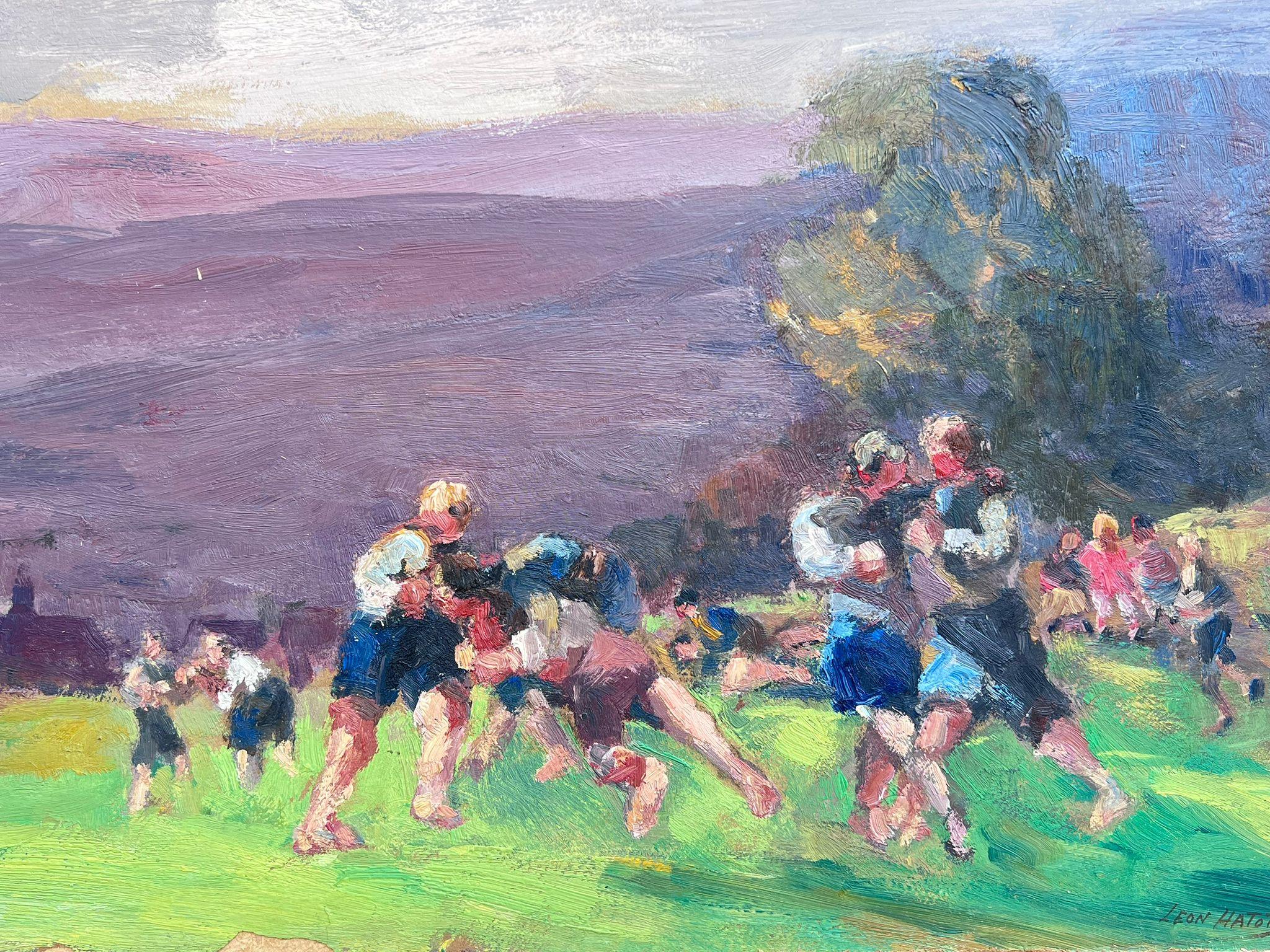 Peinture à l'huile française ancienne - Figures jouant du basket-ball sur un terrain vert vibrant - Painting de Leon Hatot