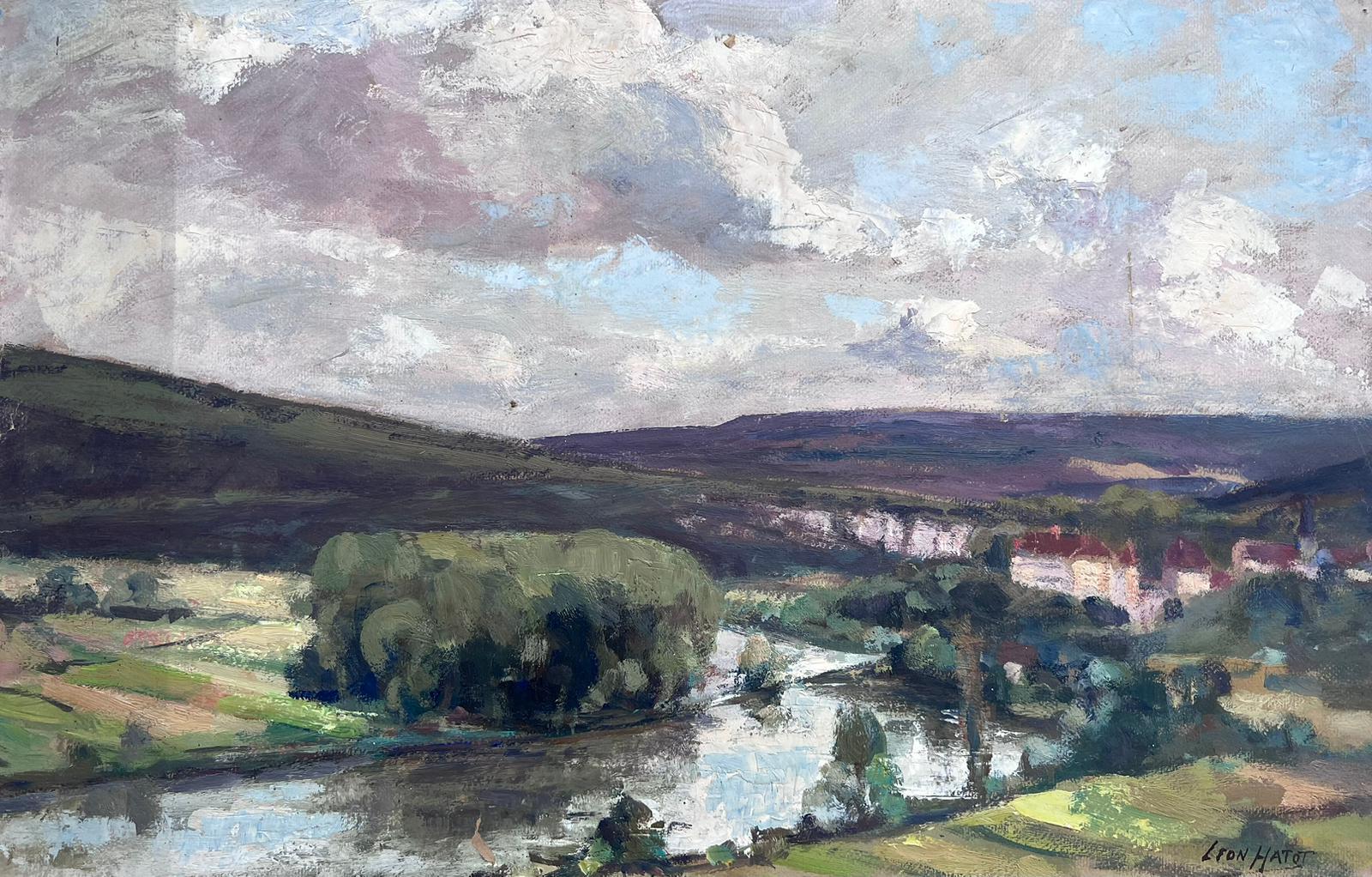 Leon Hatot Landscape Painting – Französisches Vintage-Ölgemälde, breite Landschaft eines Sees, der schwebend in der Stadt