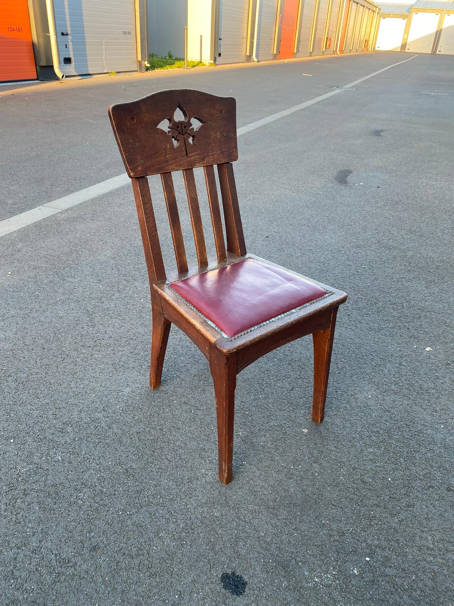 Léon Jallot '1874-1967' set de 6 chaises en chêne  vers 1910 en vente 12