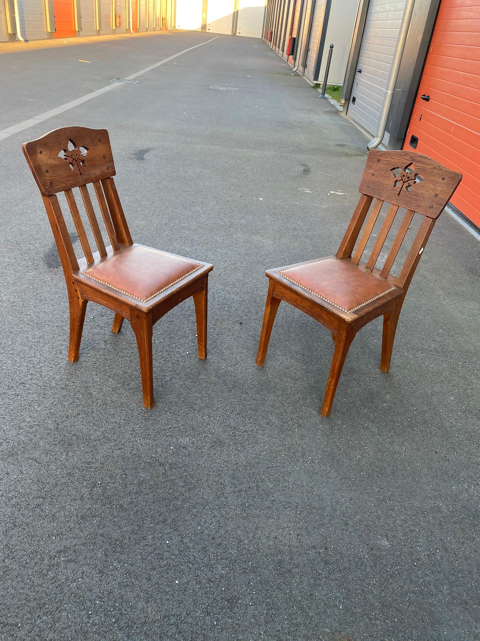 French Léon Jallot '1874-1967' Set of 6 Chairs in Oak, circa 1910 For Sale