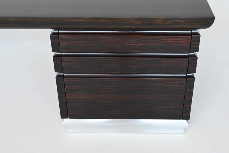 Leon Krier Scriptor writing desk in ebony and aluminium Giorgetti 