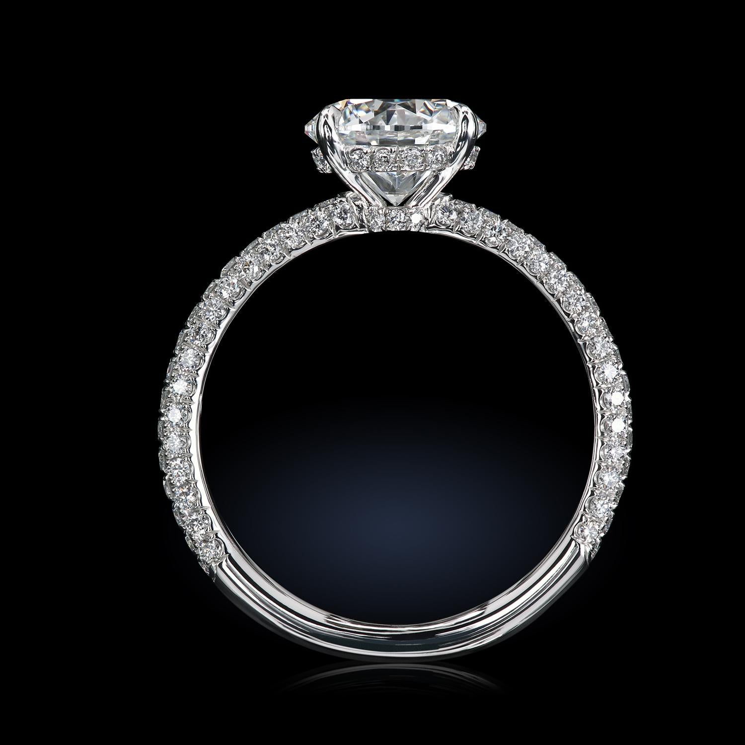 Leon Megé 413 Solitaire en platine avec un diamant rond avec tige micro-pavée Pour femmes en vente