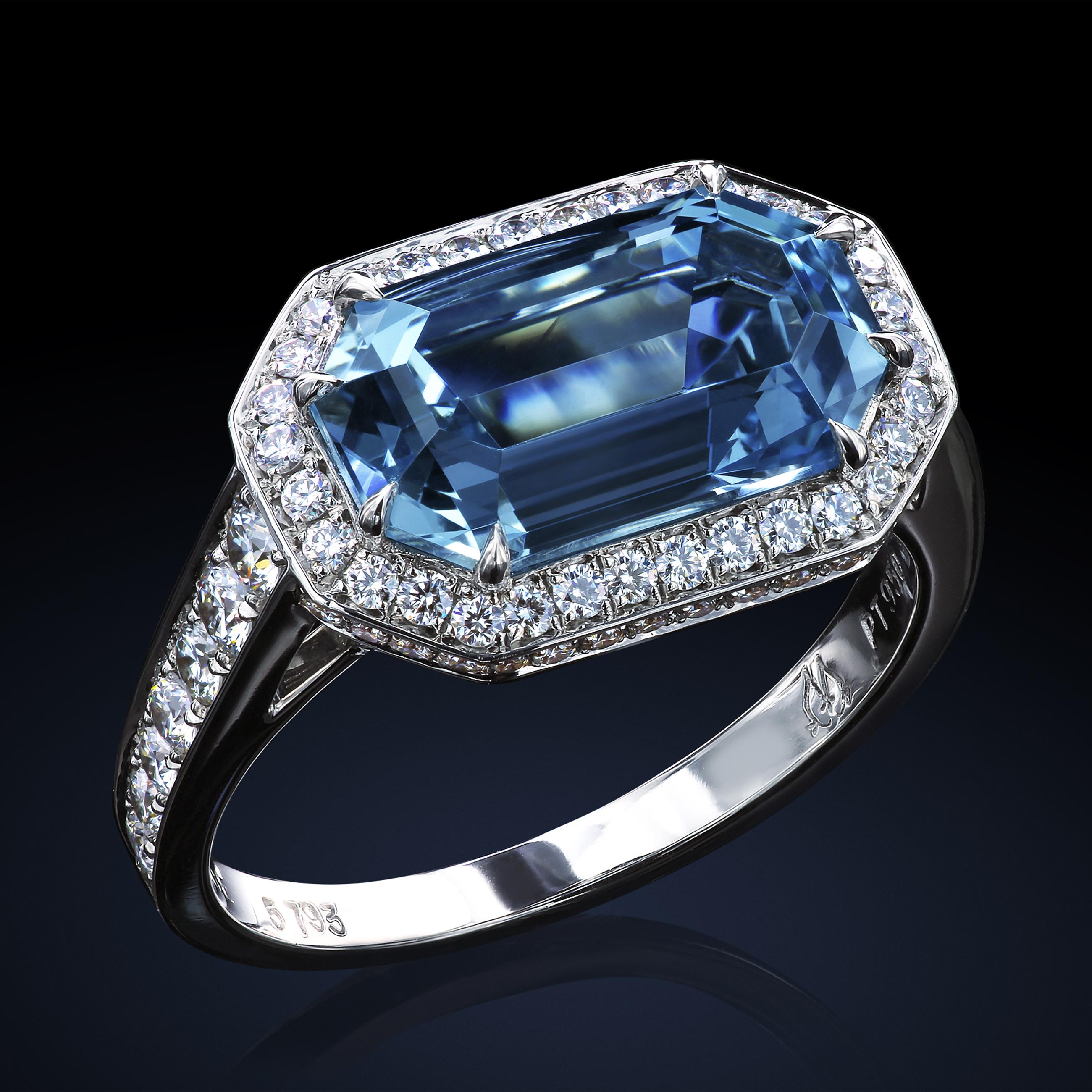 Leon Mege Art Deco Style East-West Natural Aquamarine  Diamond Platinum Ring  In New Condition In New York, NY