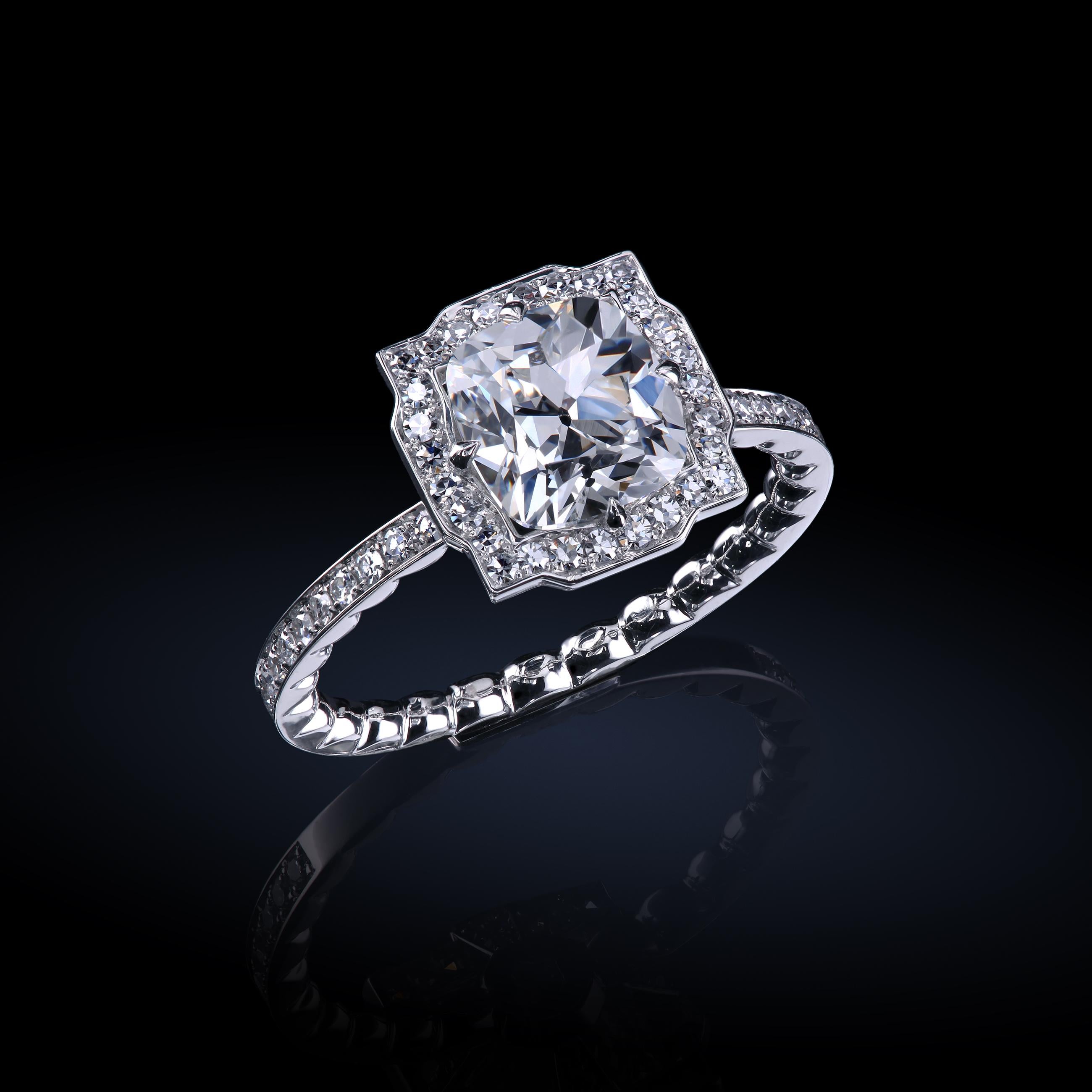 Leon Mege Art Deco Style GIA 1.59 Carat E/VS1 Cushion Platinum Diamond Ring In New Condition In New York, NY
