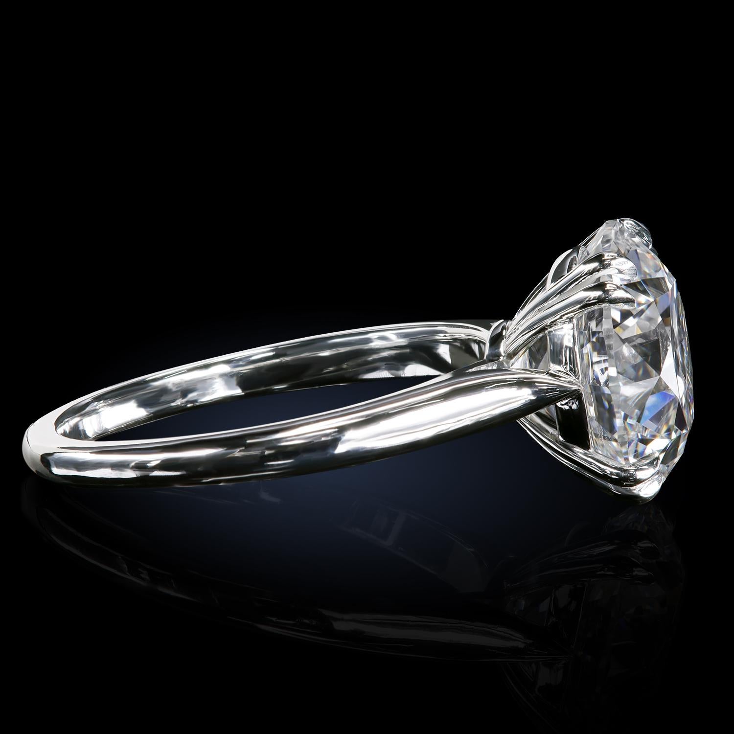 Leon Mege solitario clásico con un diamante de talla europea antigua Contemporáneo en venta