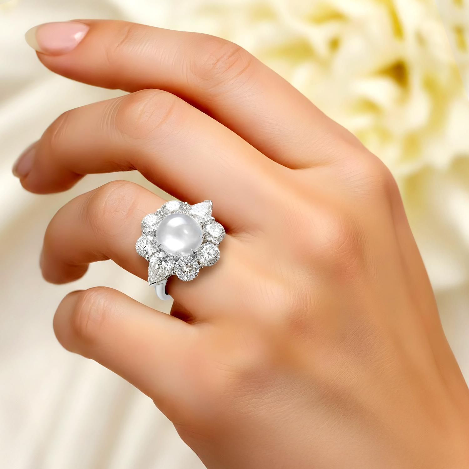 Bague à grappes Leon Mege avec jade de glace, OEC et diamants anciens en forme de poire en vente 1