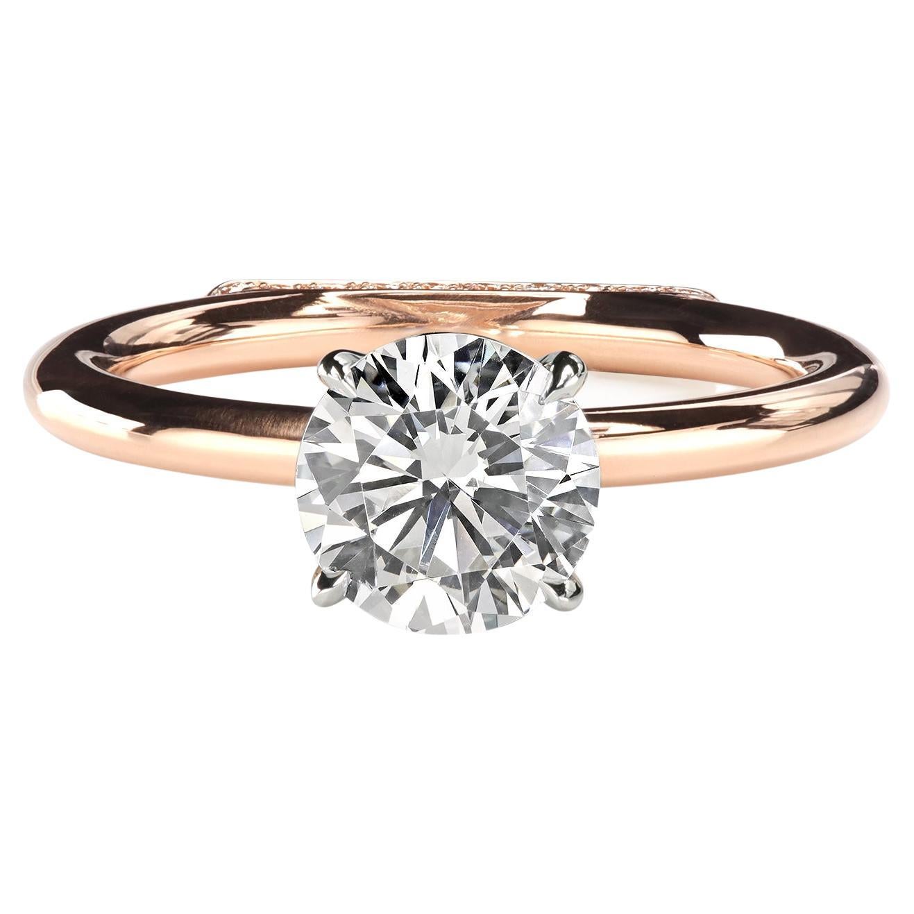 Solitaire Leon Meg Exclusive « Milan » à quatre griffes de style couronne avec diamants ronds