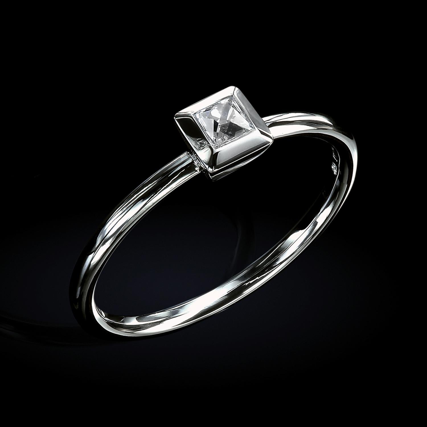 Leon Mege French Cut Diamond Platinum Solitaire In New Condition For Sale In New York, NY
