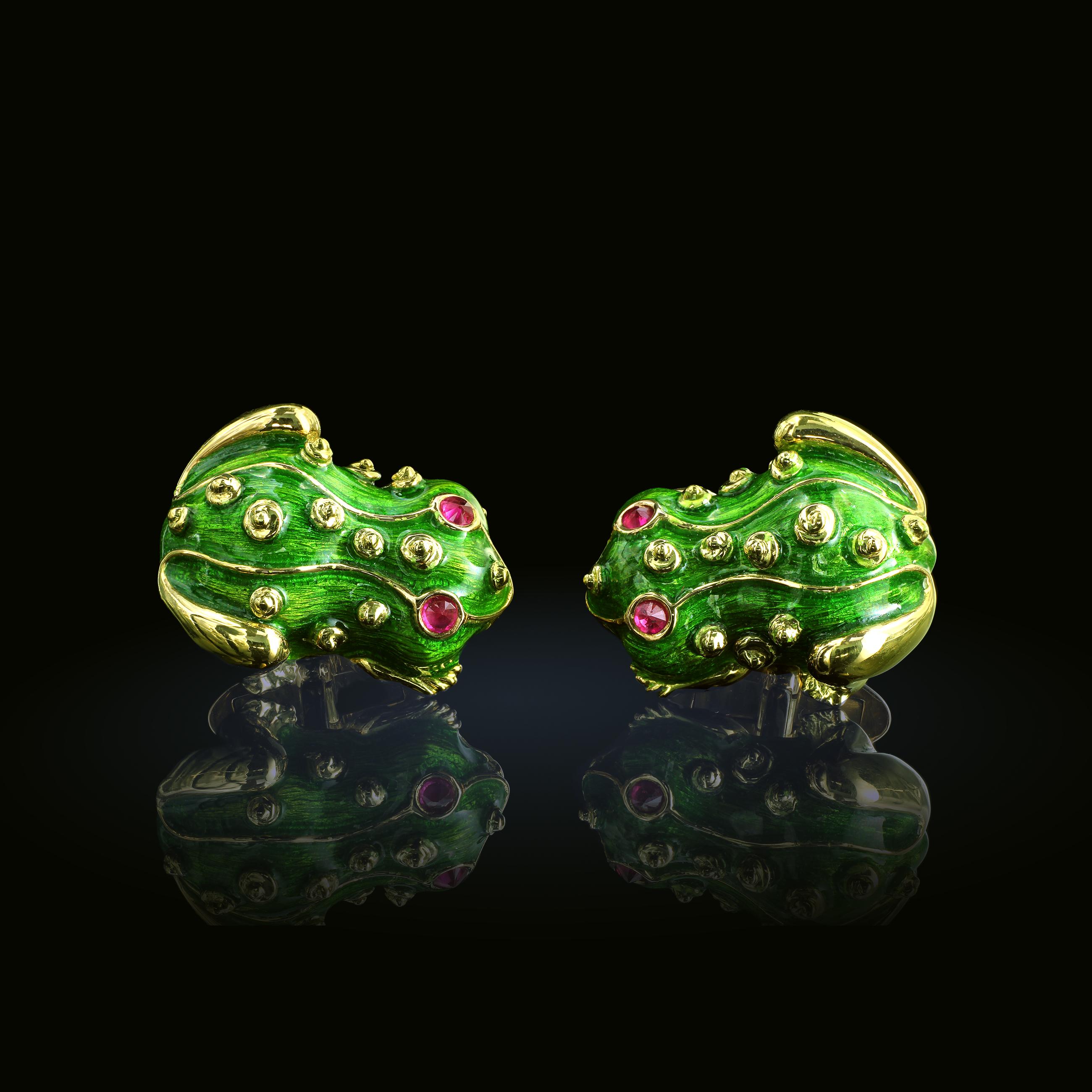 Round Cut Leon Mege Hand-Made 18K Gold Green Enamel Frog Cufflinks with Natural Ruby Eyes For Sale