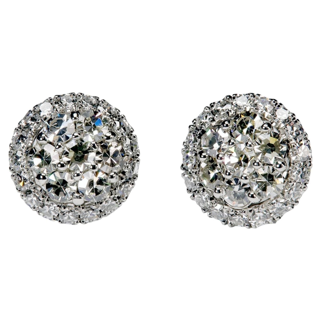Clous d'oreilles en platine Leon Mege avec diamants naturels de taille unique en vente