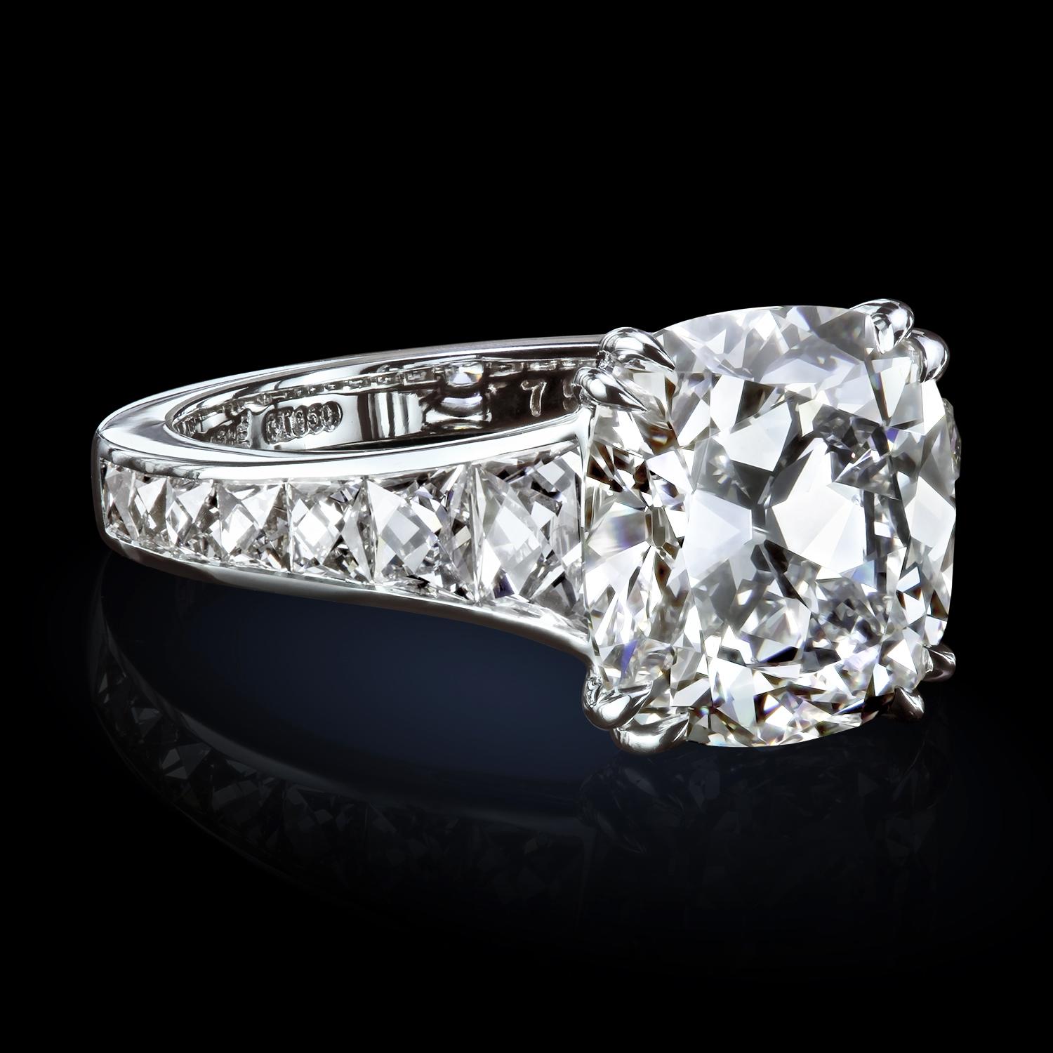 Leon Mege Platin-Verlobungsring mit 3,09 Karat Diamant im antiken Kissenschliff im Kissenschliff im Zustand „Neu“ im Angebot in New York, NY