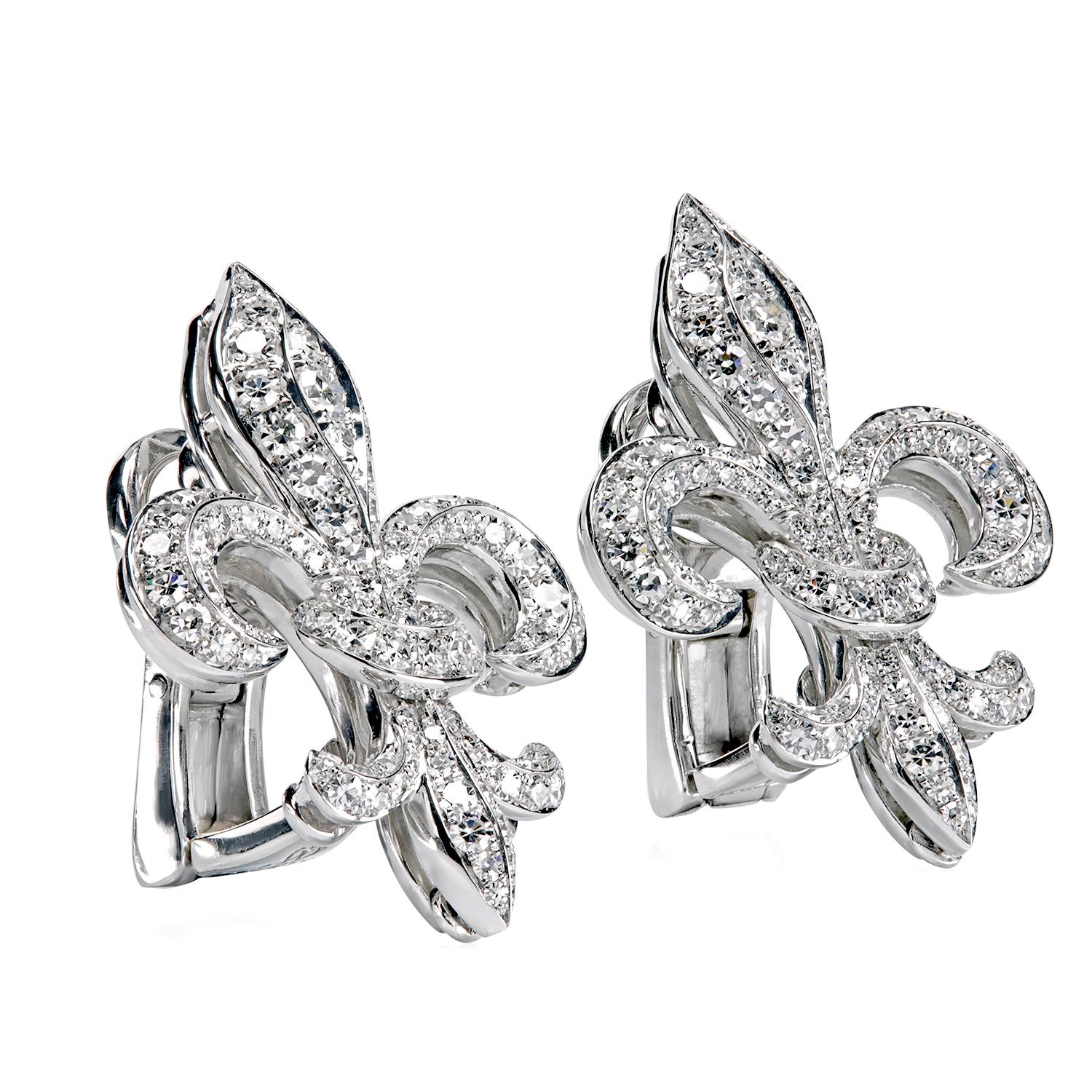 Taille simple Leon Mege Platinum Fleur-De-Lis Diamond Ear Clips en vente