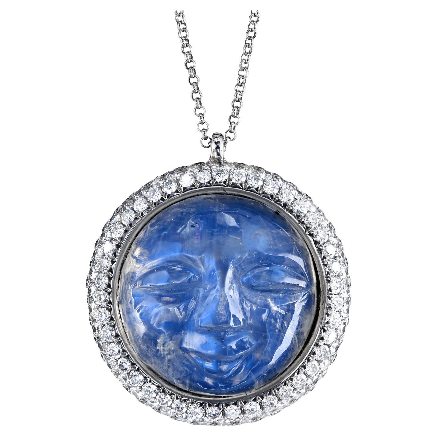 Leon Mege Pendentif réversible en micro-pavé avec pierre de lune sculptée, rubis et diamants en vente