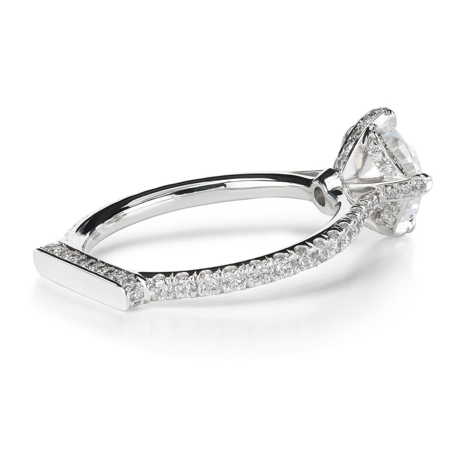 Contemporain Solitaire Léon Mégé Soulmates, avec sertissage au compas et podium pavé en vente