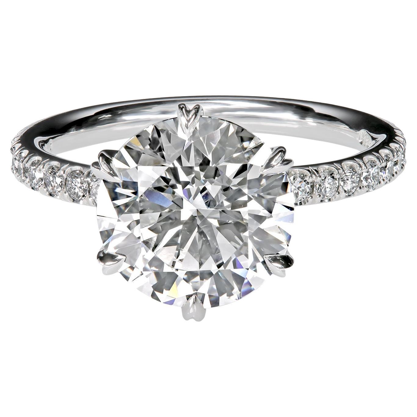 Leon Mege Tulipano in platino a sei punte, solitario in vendita