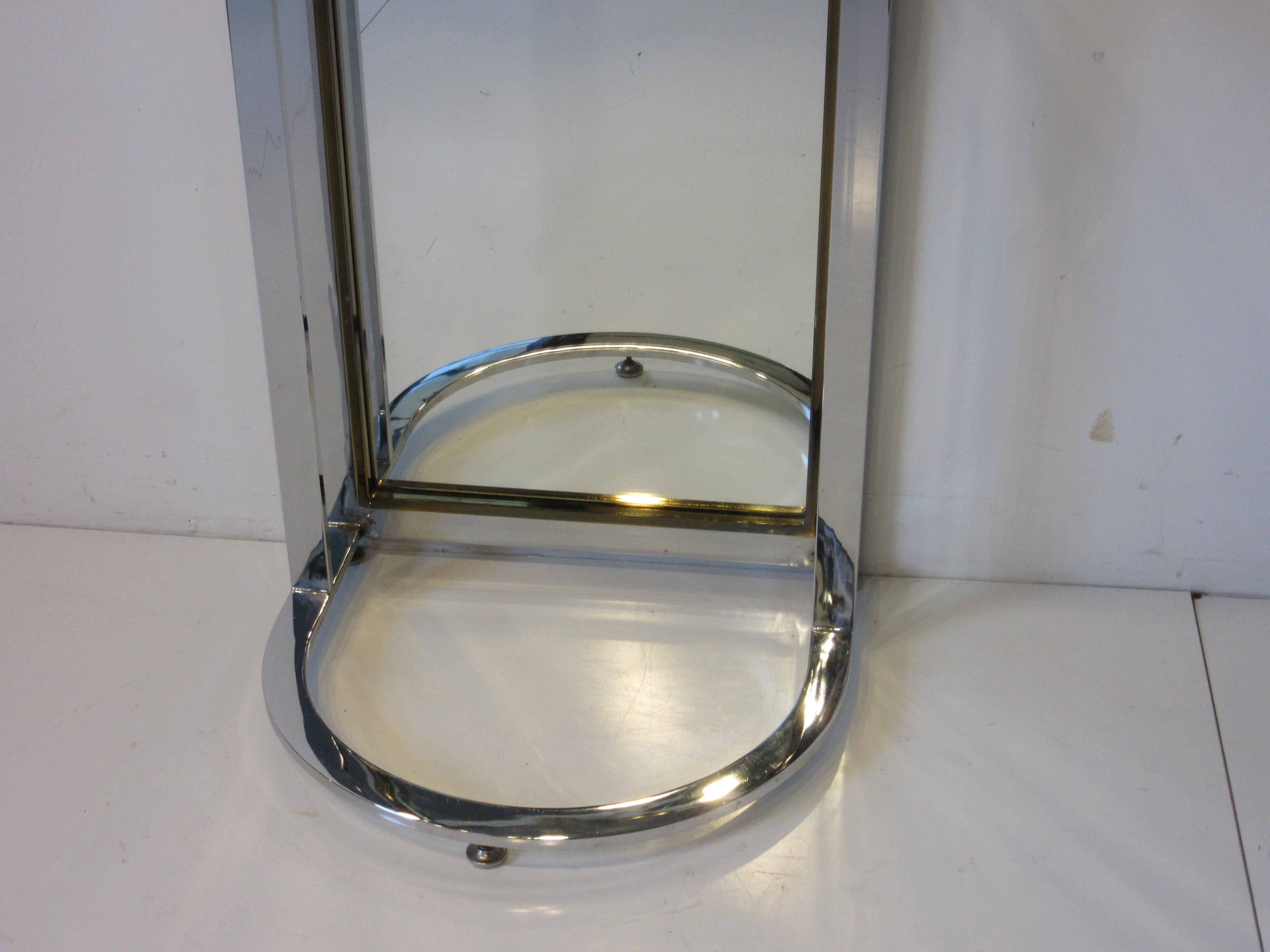 20th Century Leon Pace Standing Racetrack Hall Mirror for the Pace Collection For Sale
