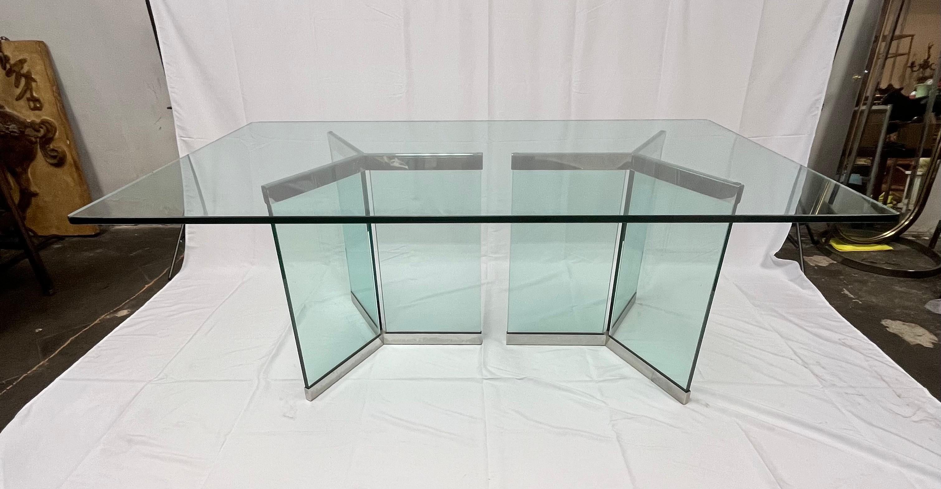 Table de salle à manger Leon Rosen pour Pace Collection Glass and Chrome en vente 3